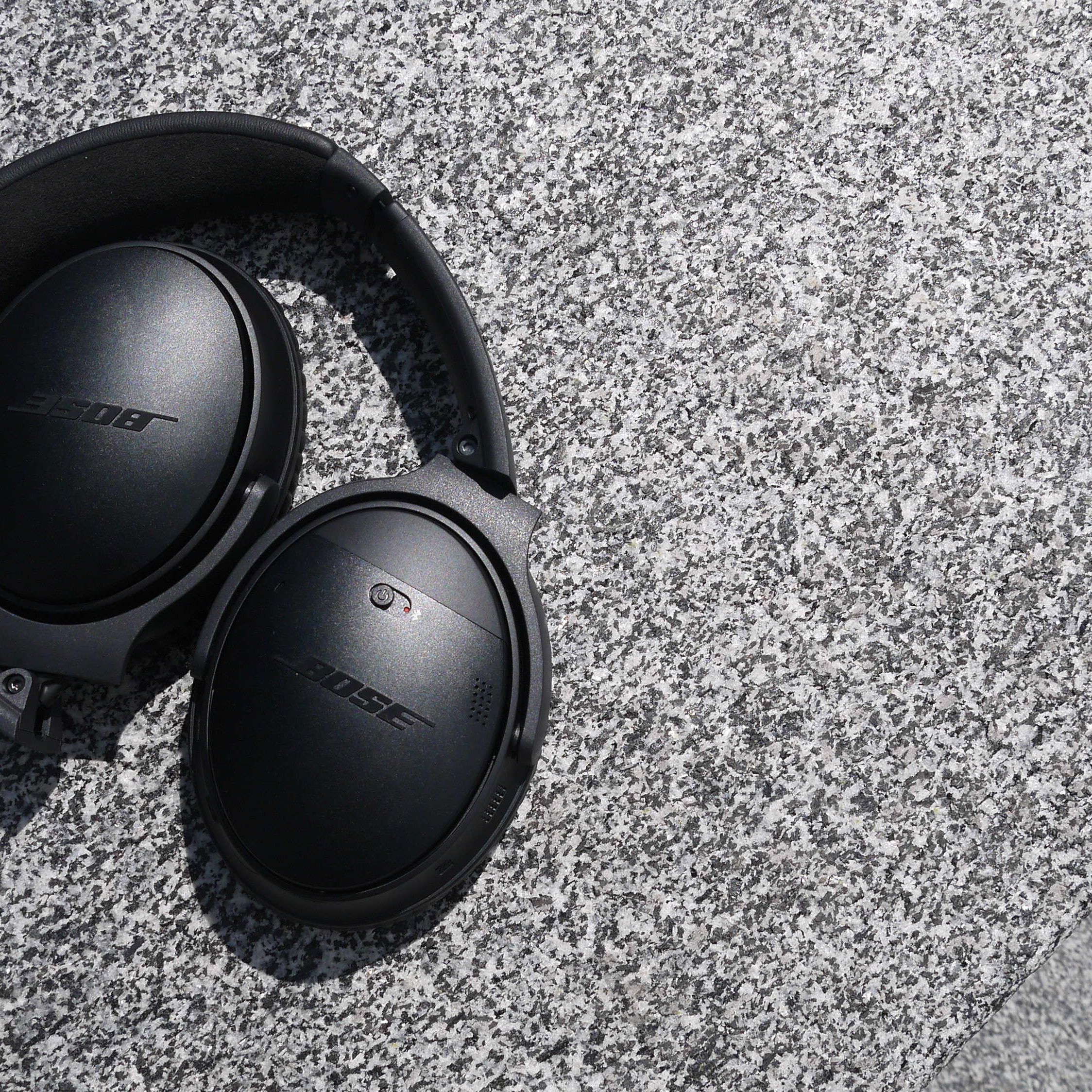 BOSE QuietComfort 35 ブラック QC35 QuietComfort 35 wireless headphones - ボーズ製品サポート