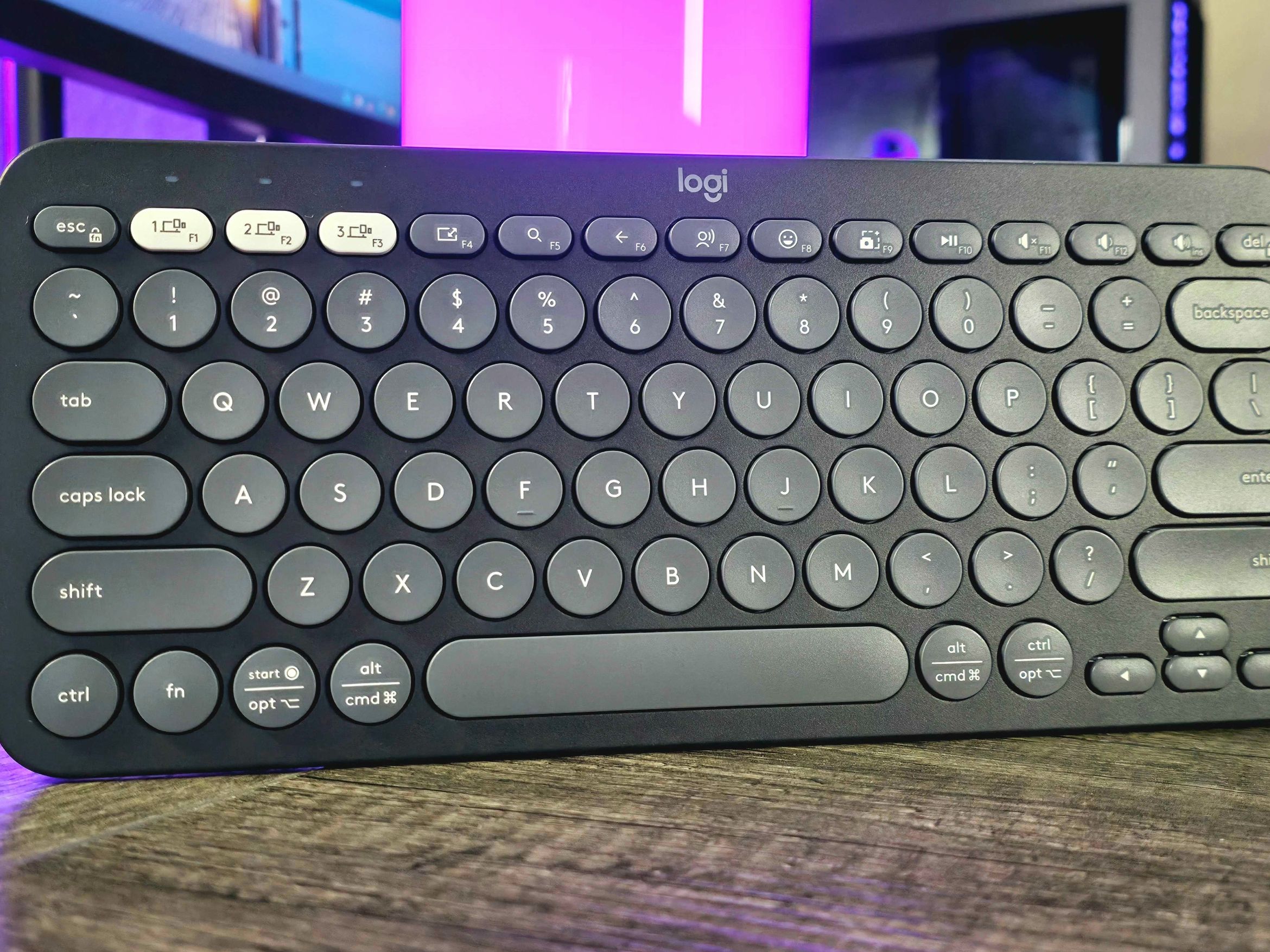 Logitech Pebble Keys 2 (K380s) review: The best for just $40