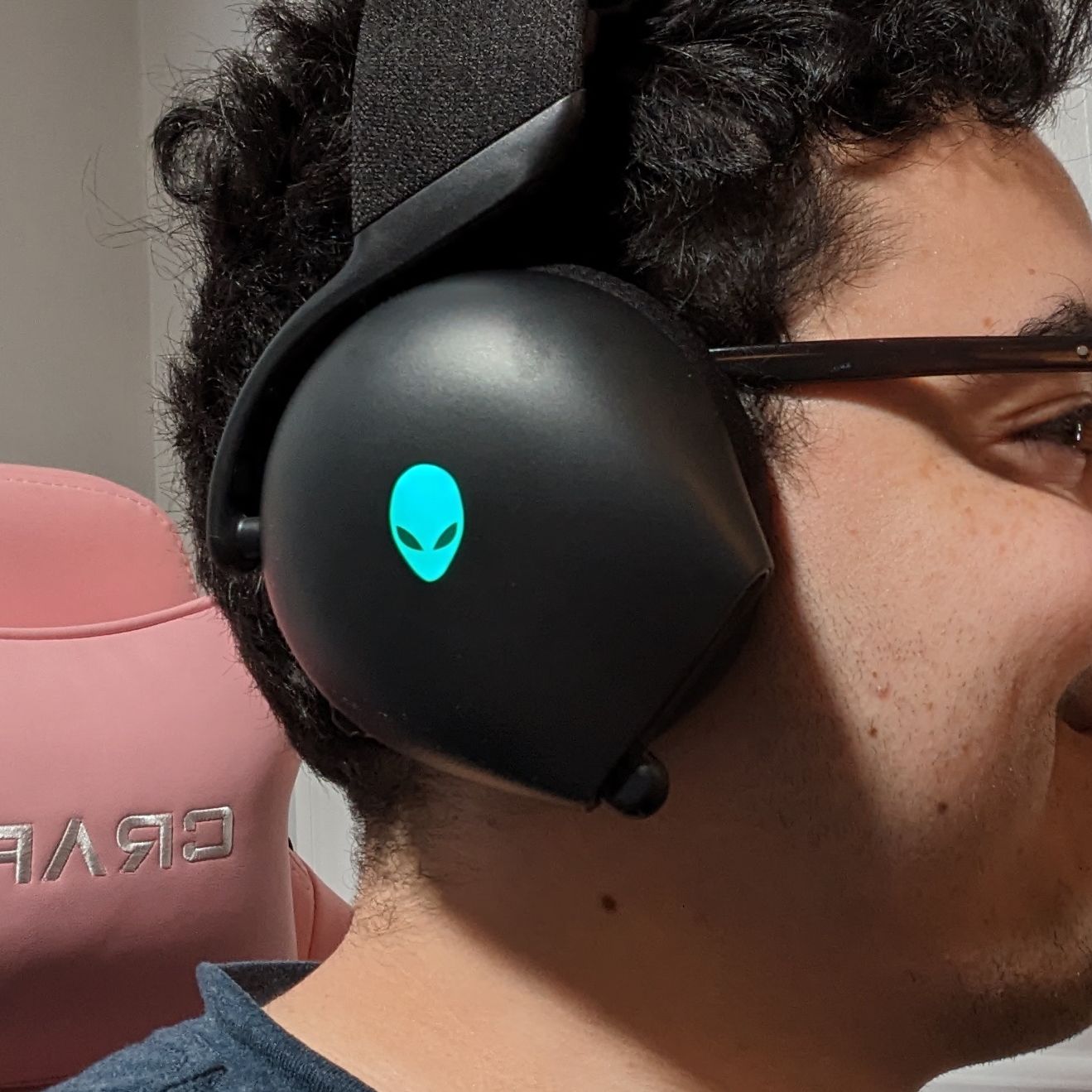 Alienware AW720H gaming headset review | Laptop Mag
