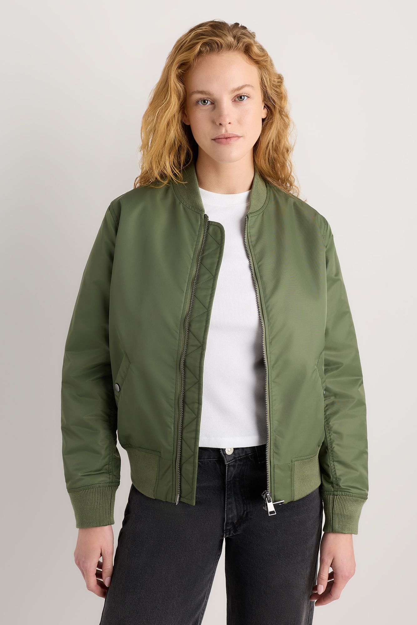 Women&#039;s Flight Nylon Bomber Jacket
