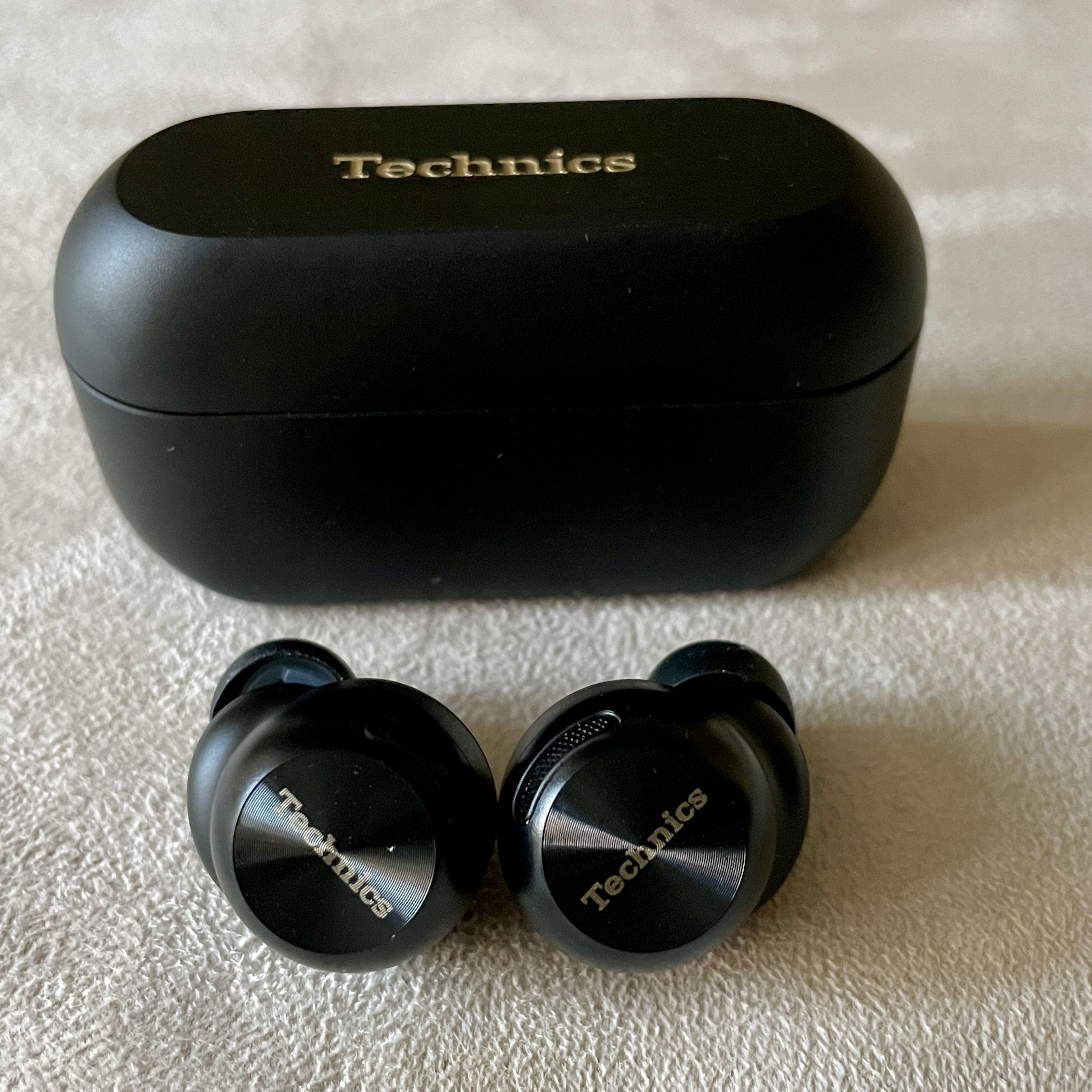 Technics AZ100 シルバー QCC dongle Proセット iPhoneの音楽をよりよい音質で【Technics EAH-AZ100・Questyle Audio