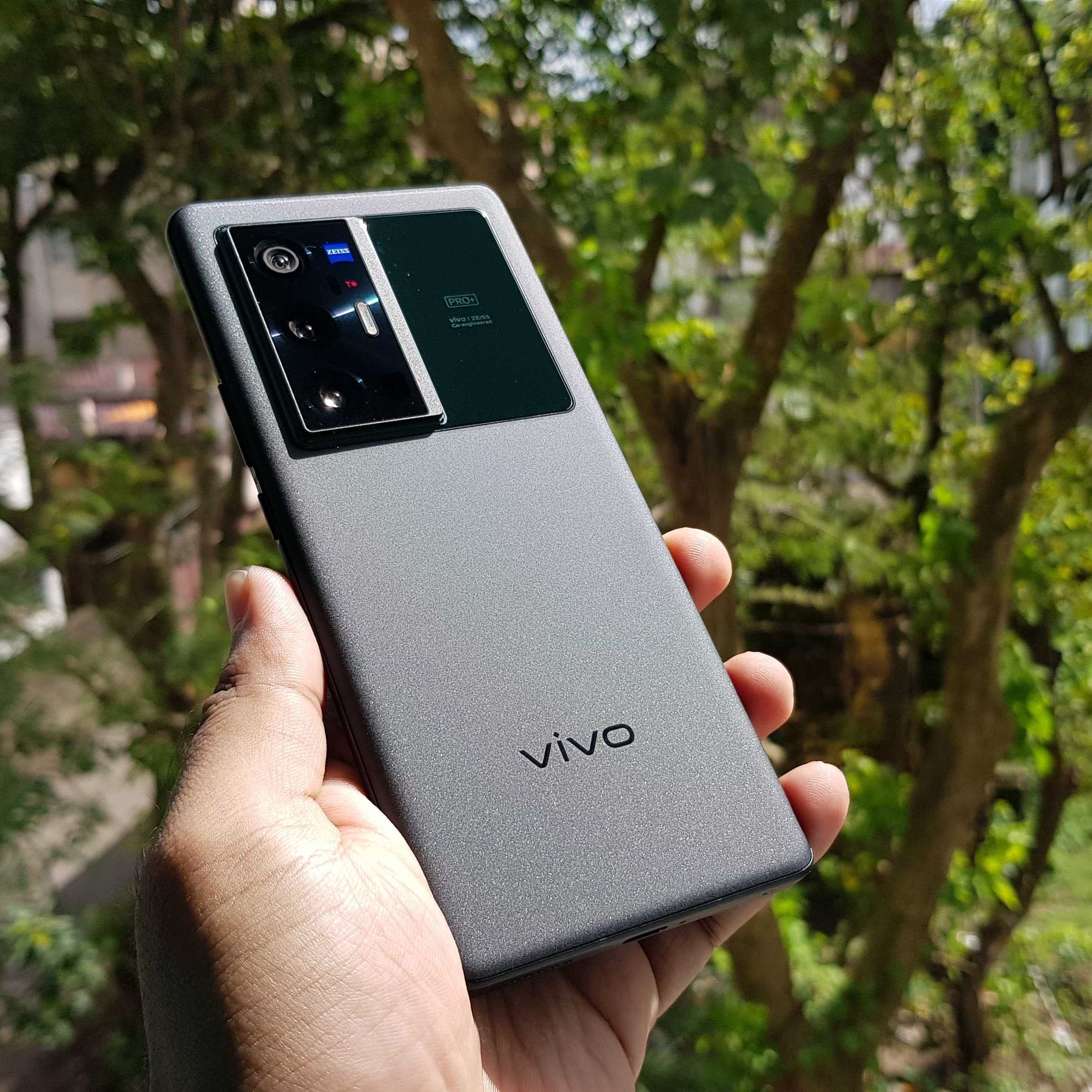 Vivo X70 Pro and X70 Pro Plus with Zeiss cameras launched in