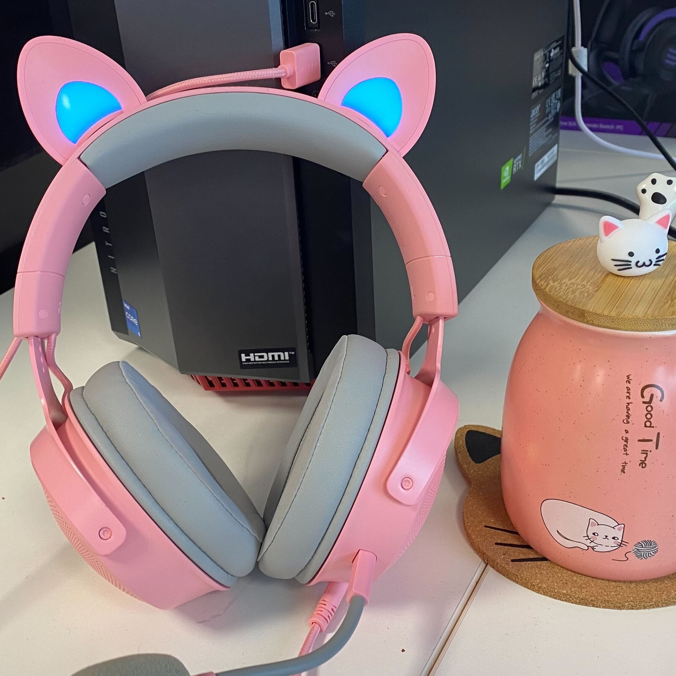 Razer Kraken Kitty V2 Pro review - Pretty in pink at a premium