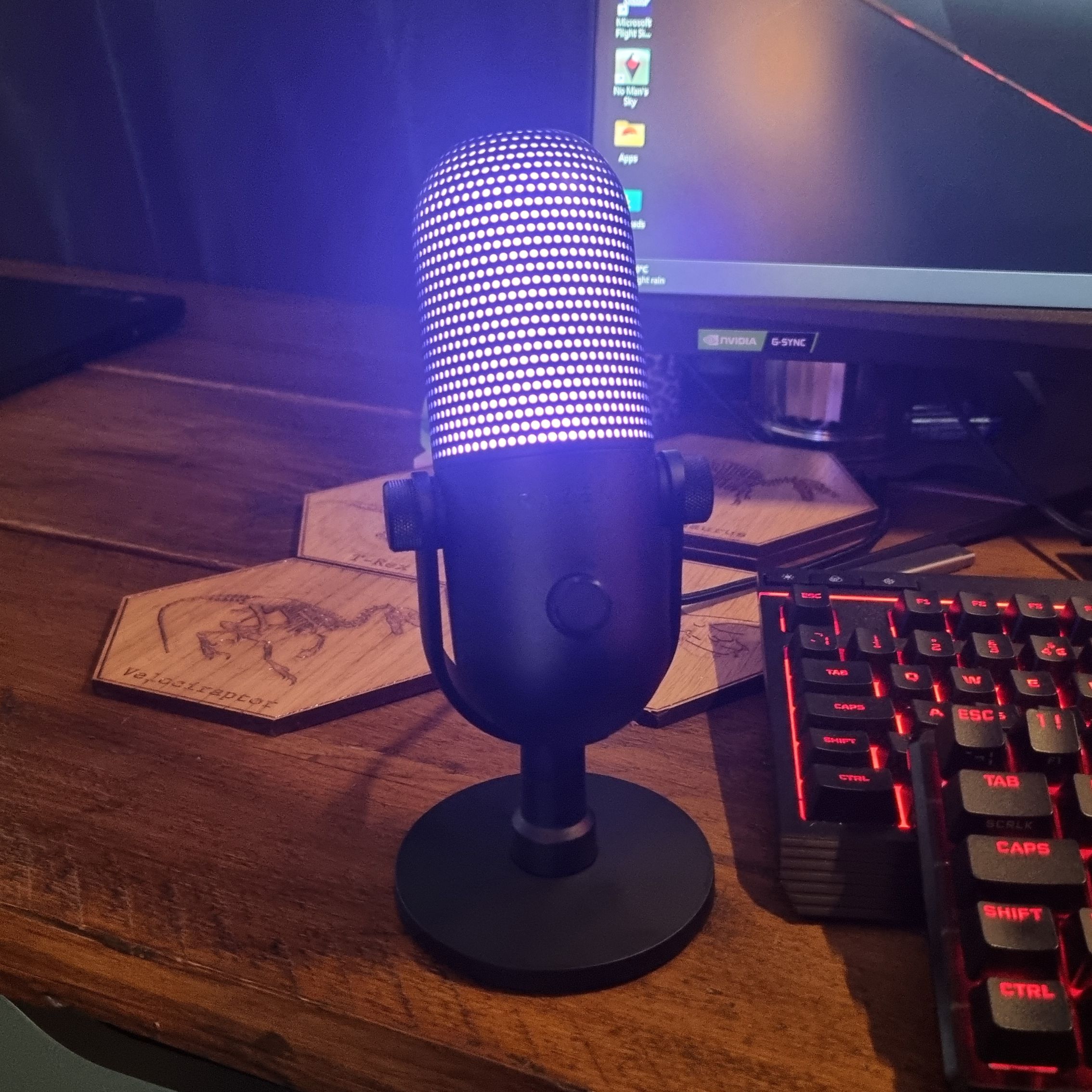 【RAZER】Seiren V3 Chroma Amazon.com: Razer Seiren V3 Chroma RGB USB Microphone