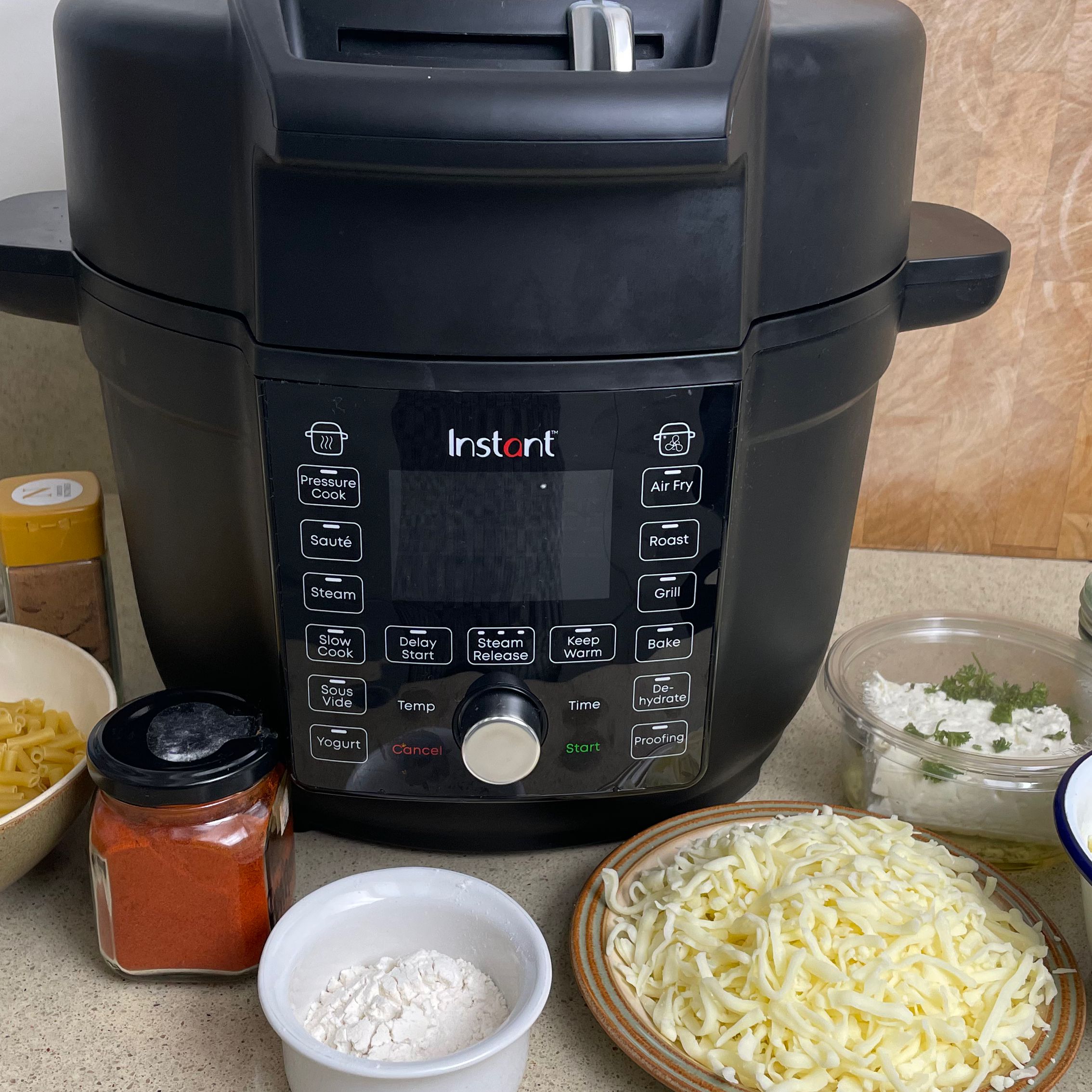 Instant Pot Duo Crisp met Ultieme Sluiting heteluchtfriteuse Instant Pot Duo Crisp met Ultieme Sluiting heteluchtfriteuse