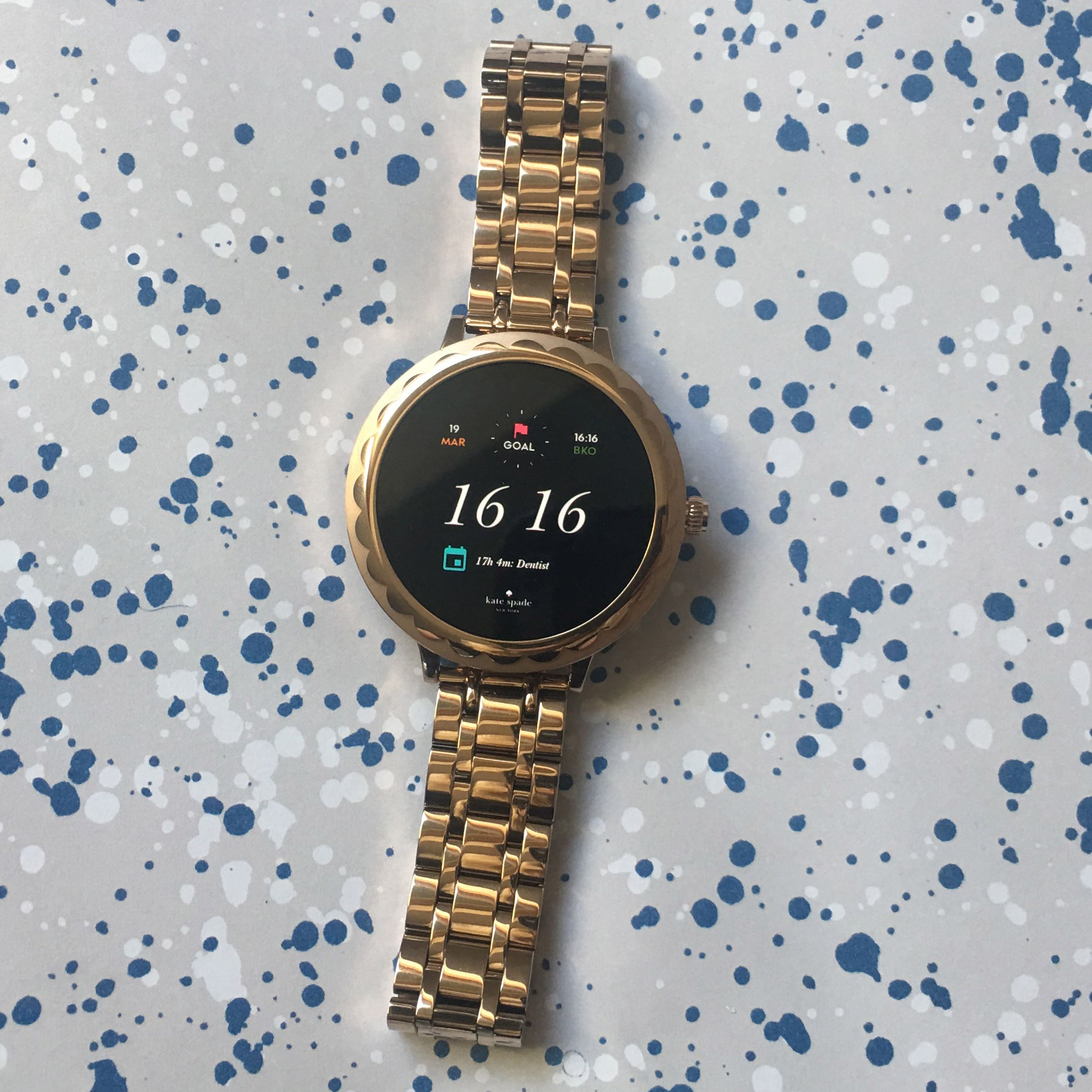 時計 kate spade SCALLOP SMARTWATCH Kate Spade Scallop Smartwatch Review - Tech Advisor