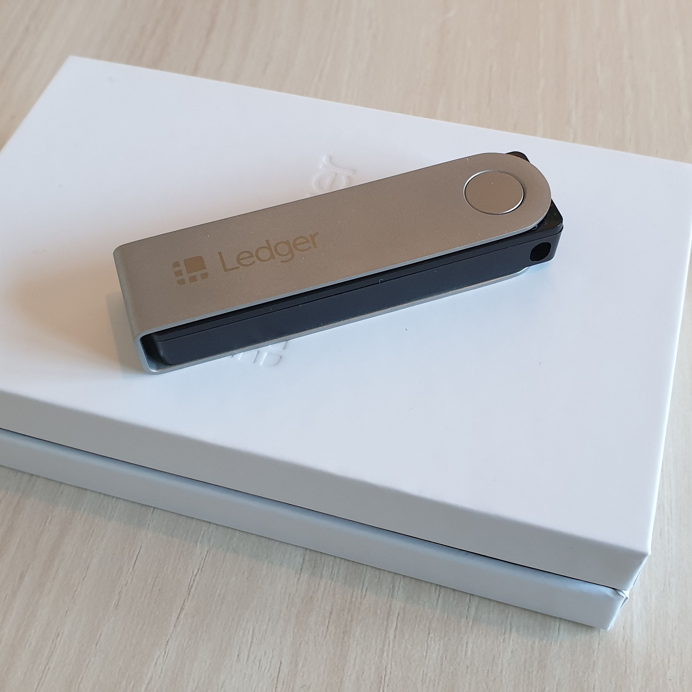 Ledger Nano X cryptocurrency wallet review | TechRadar
