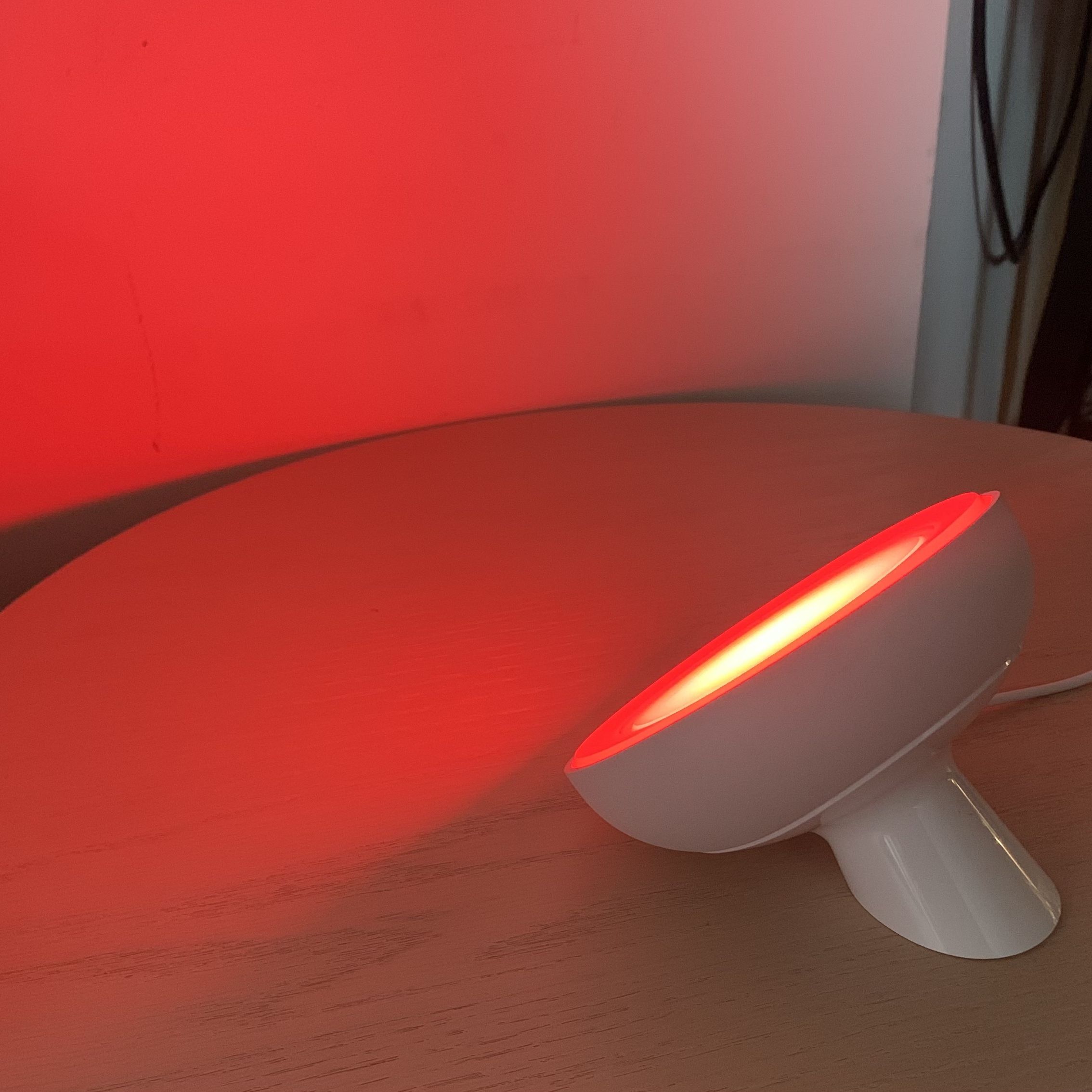 Philips Hue Bloom review: a capable and colorful bias and accent