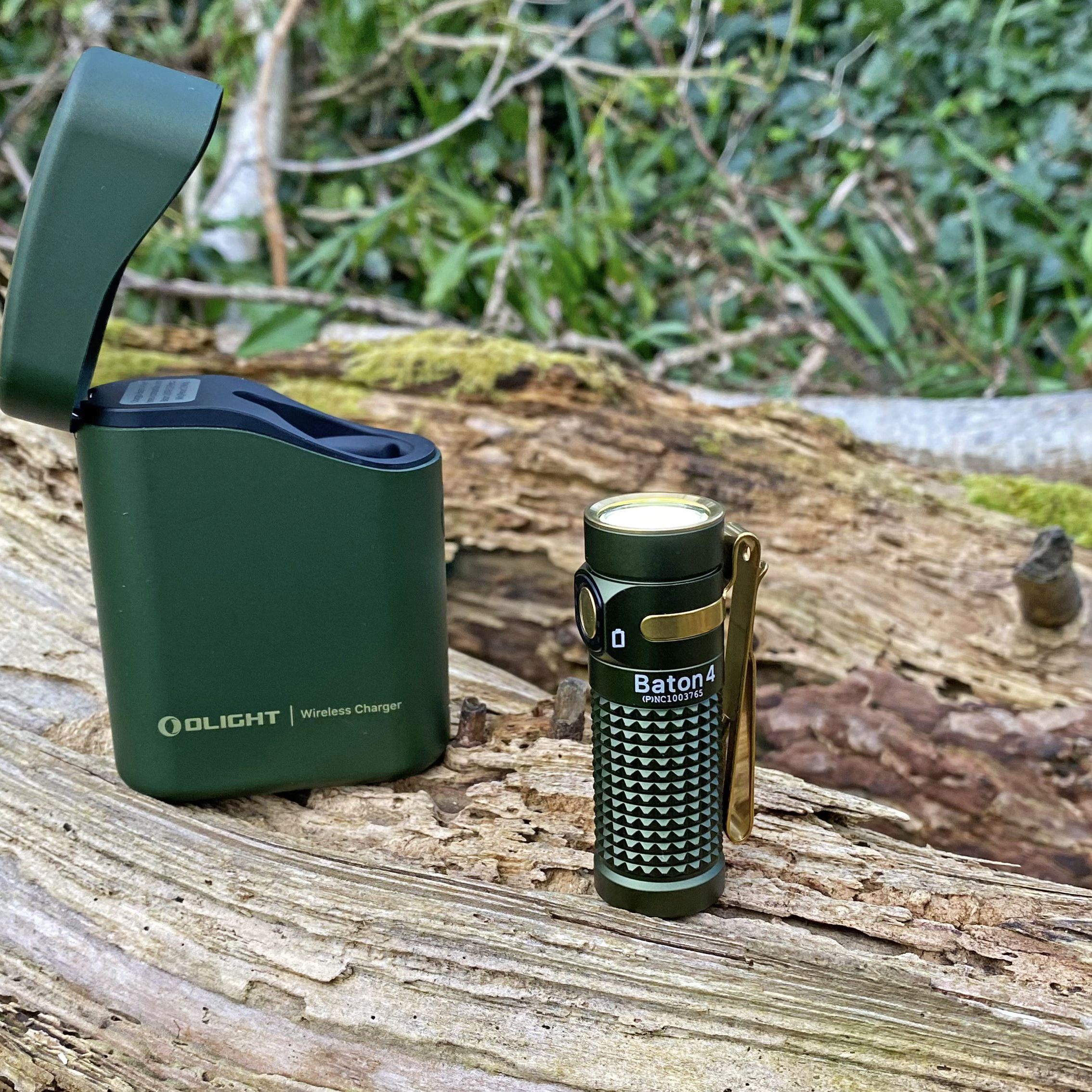 Baton 4 Premium Edition [OLIGHT]