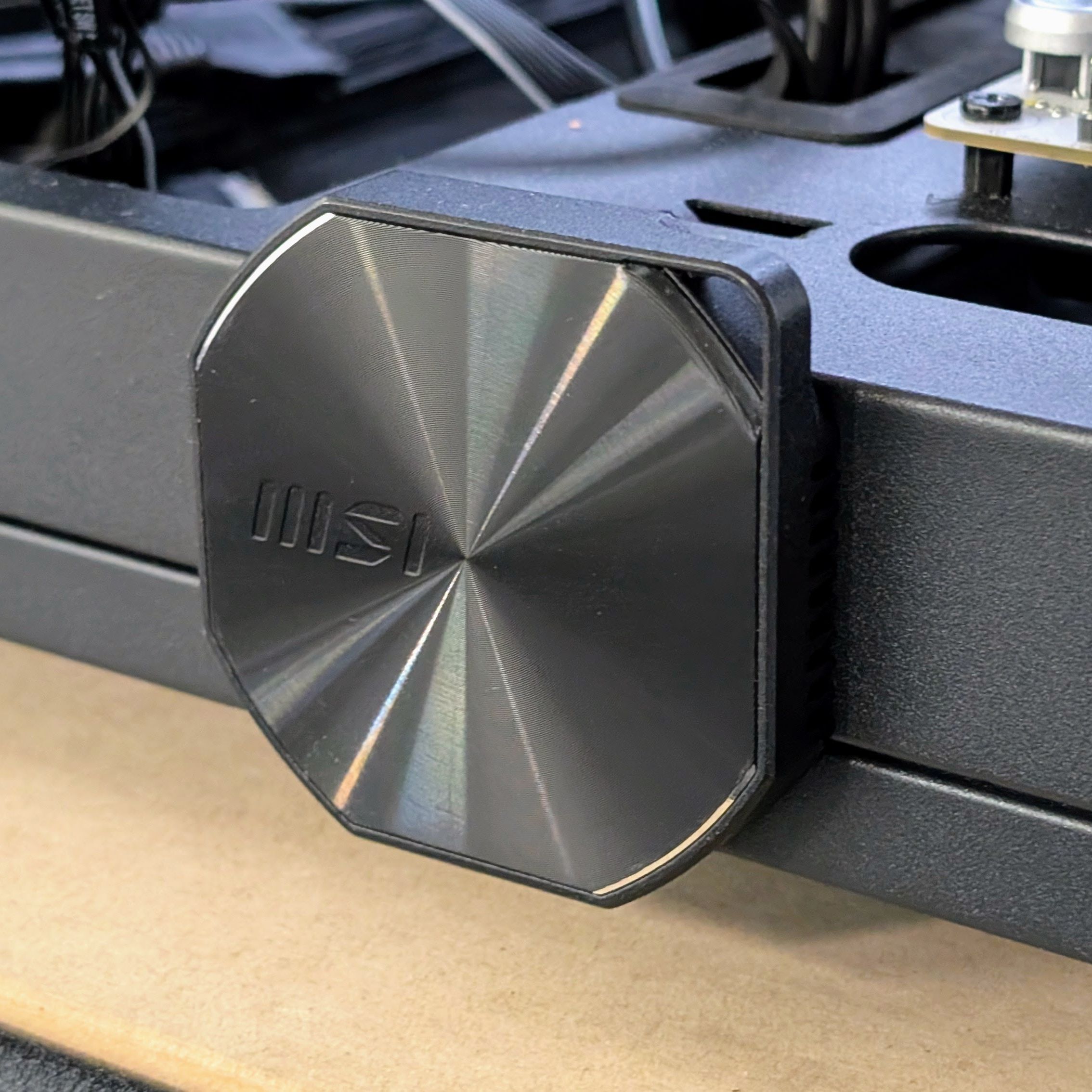 MSI Datamag portable SSD review: it's fast, tough and MagSafe