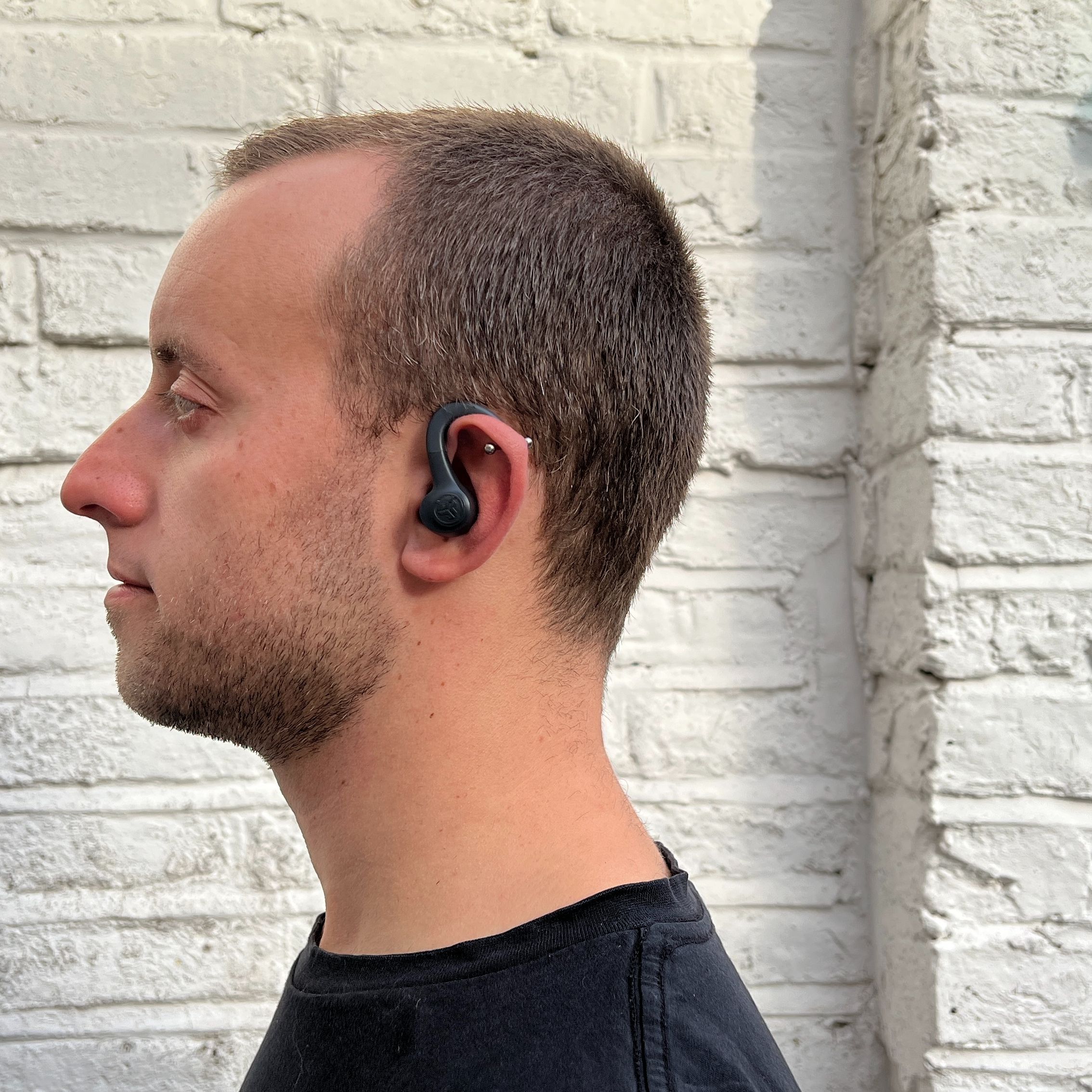 How to reset JLab Go Sport earbuds