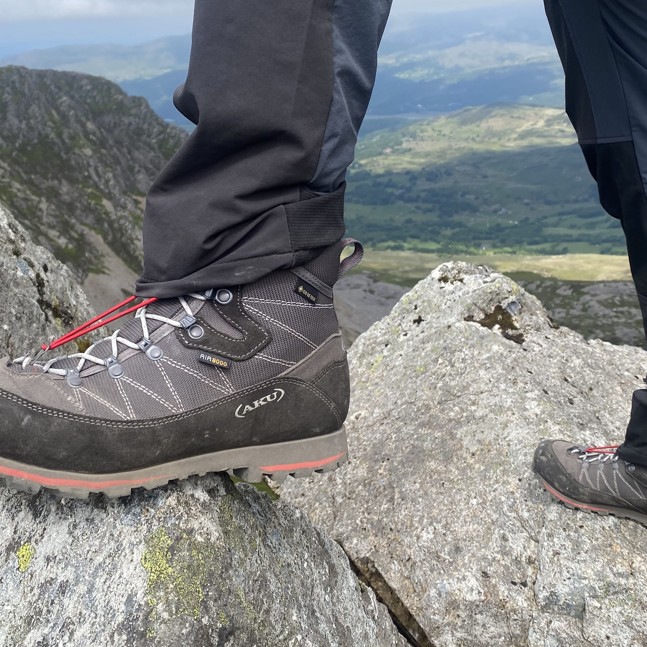 あたや　Trek TREK】アンダー22万で買える軽量アルミDISCロード、EMONDA ALR4