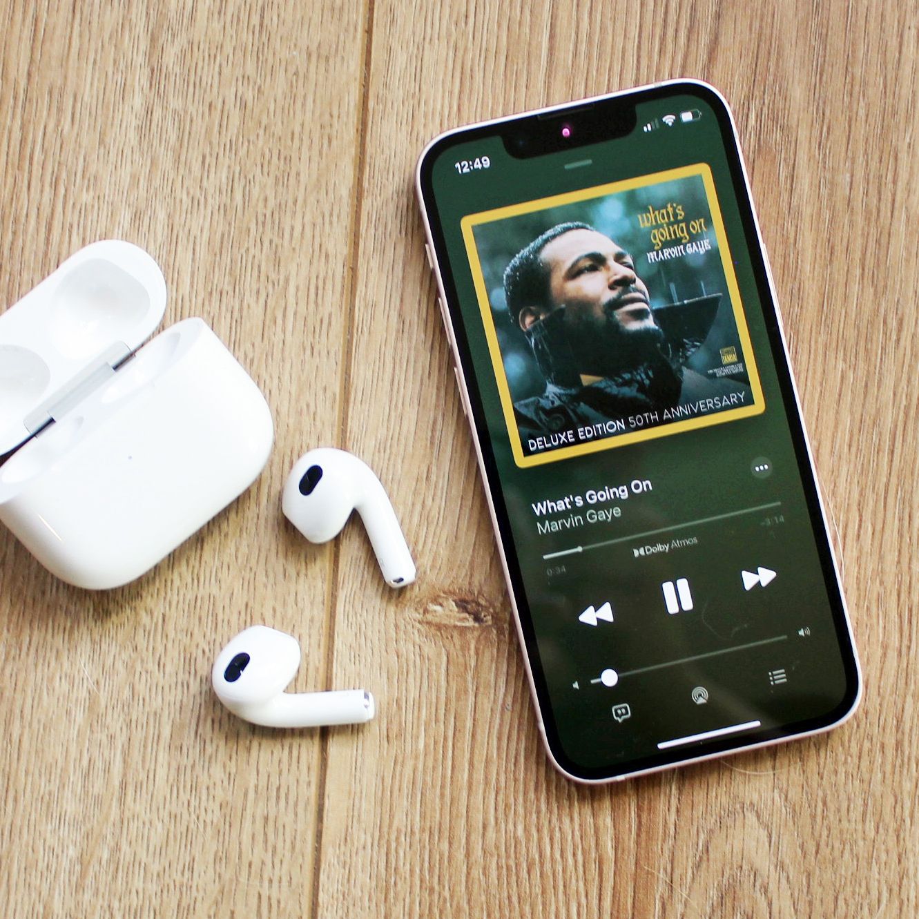 イヤホン Apple AirPods3 Amazon.com: Apple AirPods (3rd Generation) EarPods with Lightning