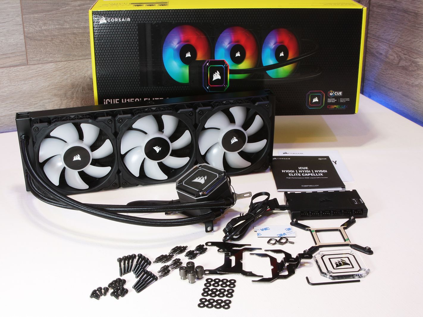 Corsair iCUE H150i ELITE CAPELLIX 動作確認済 iCUE H150i ELITE CAPELLIX Liquid CPU Cooler