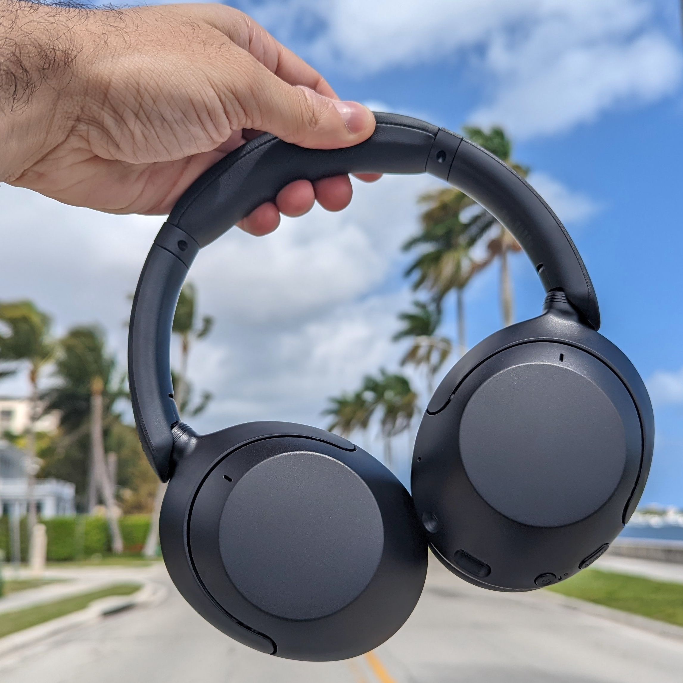 Sony WH-XB910N review | Laptop Mag
