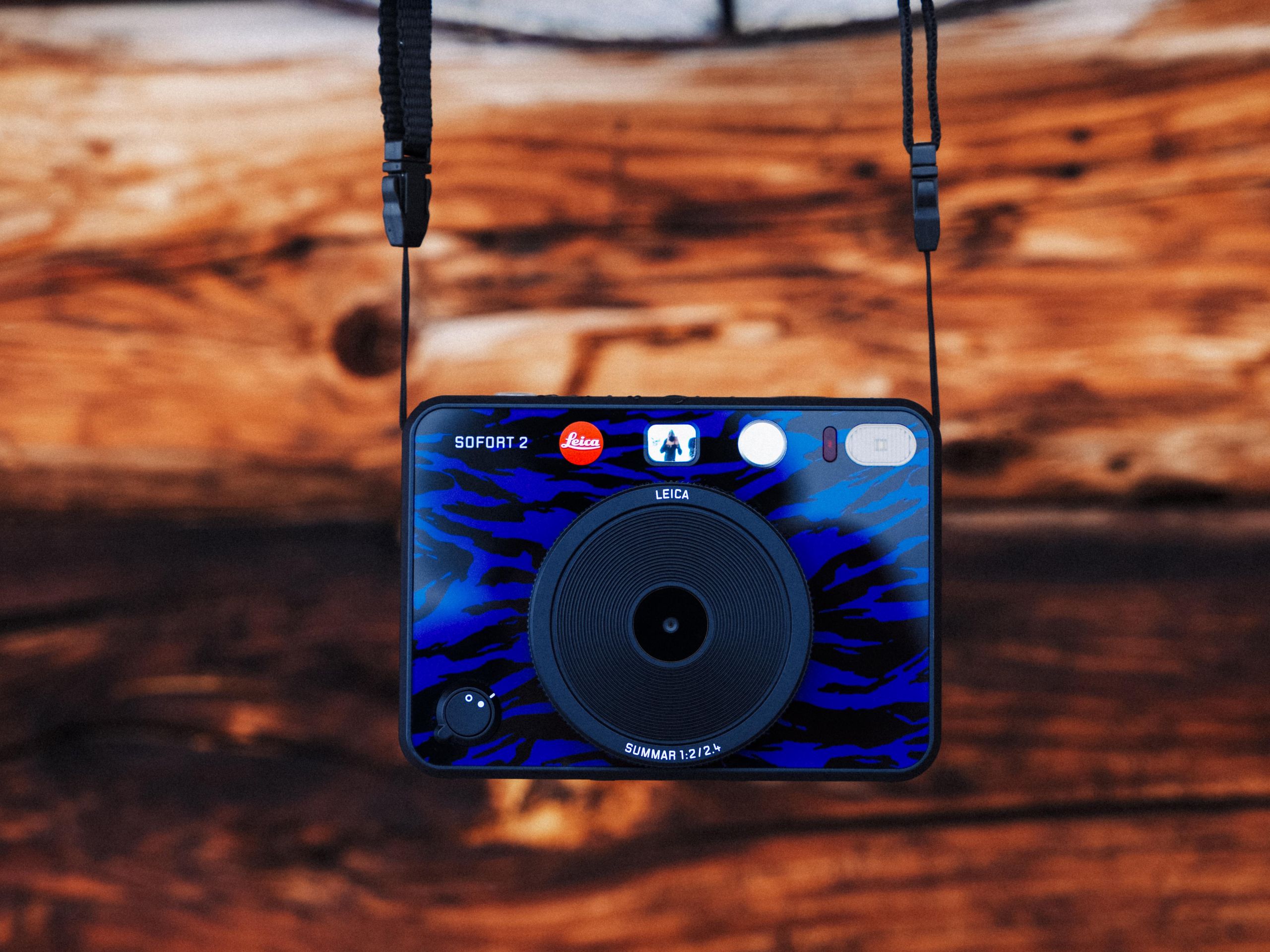 Leica takes to the slopes with the Leica Sofort 2 Burton Edition