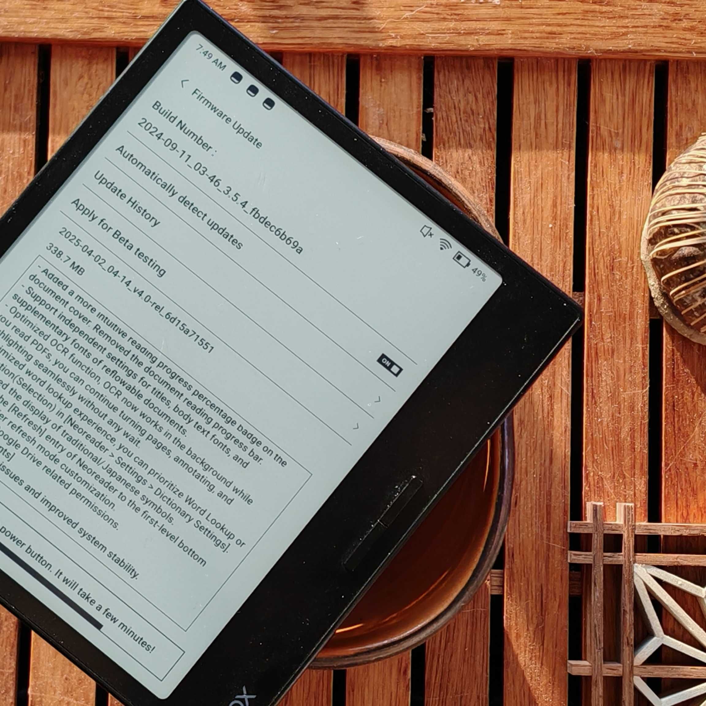 Onyx Boox Page v4.0 keeps the e-reader fresh with Library