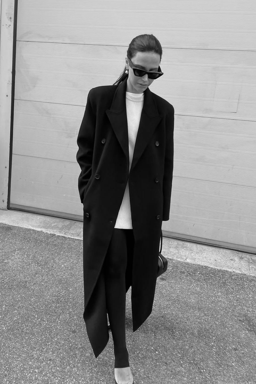 Johanna wearing leggings