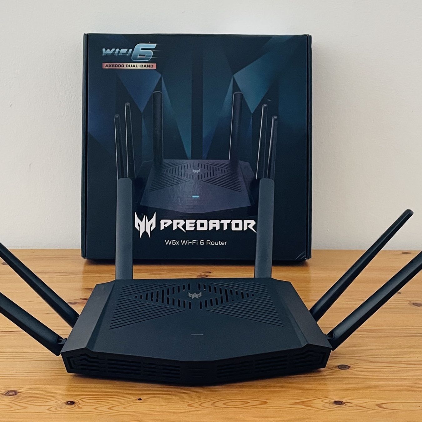 ゲーマーWiFi AX3000 Dual-Band Wi-Fi 6 XGS-PON ONT — ZXHN F8605P | ZTE