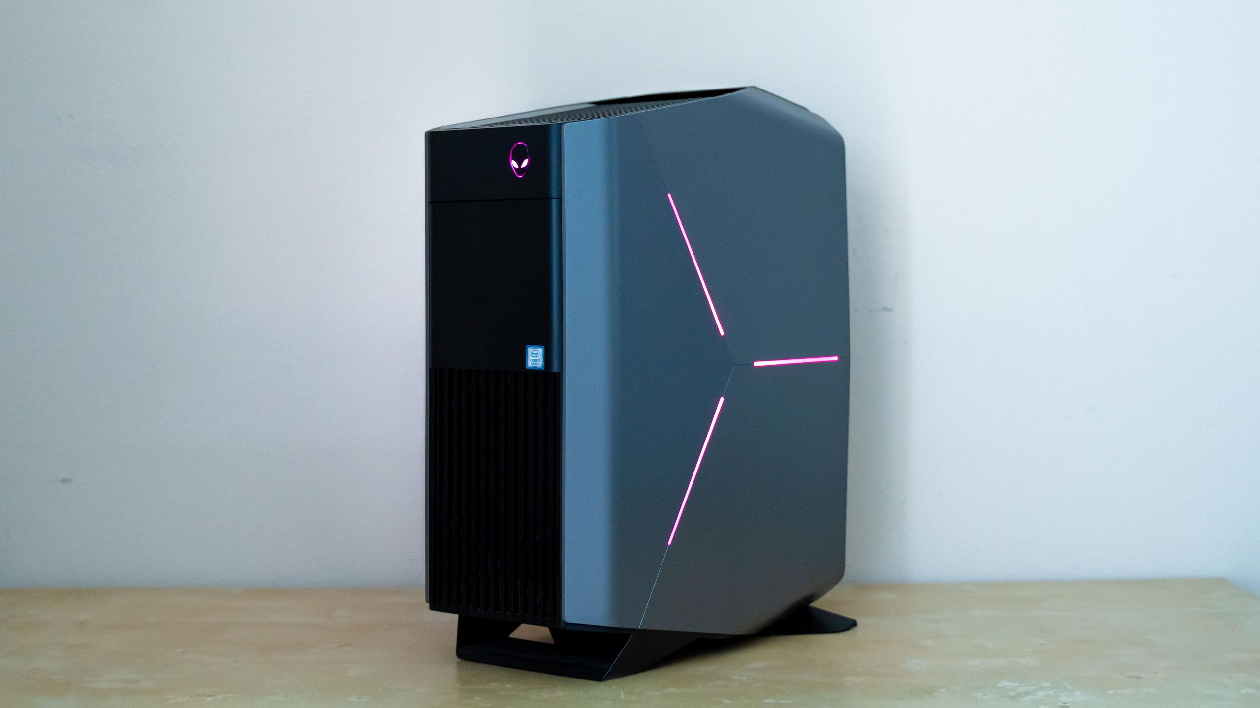 ALIENWARE AURORA R8 ゲーミングpc i7 Wi-Fi ALIENWARE AURORA R8