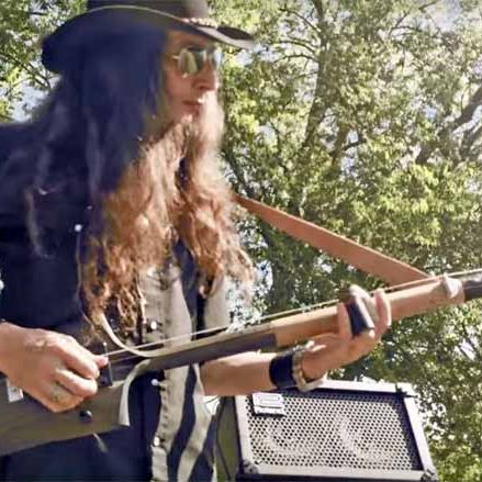 Justin Johnson Shreds Blues on Three-String Electric Shovel