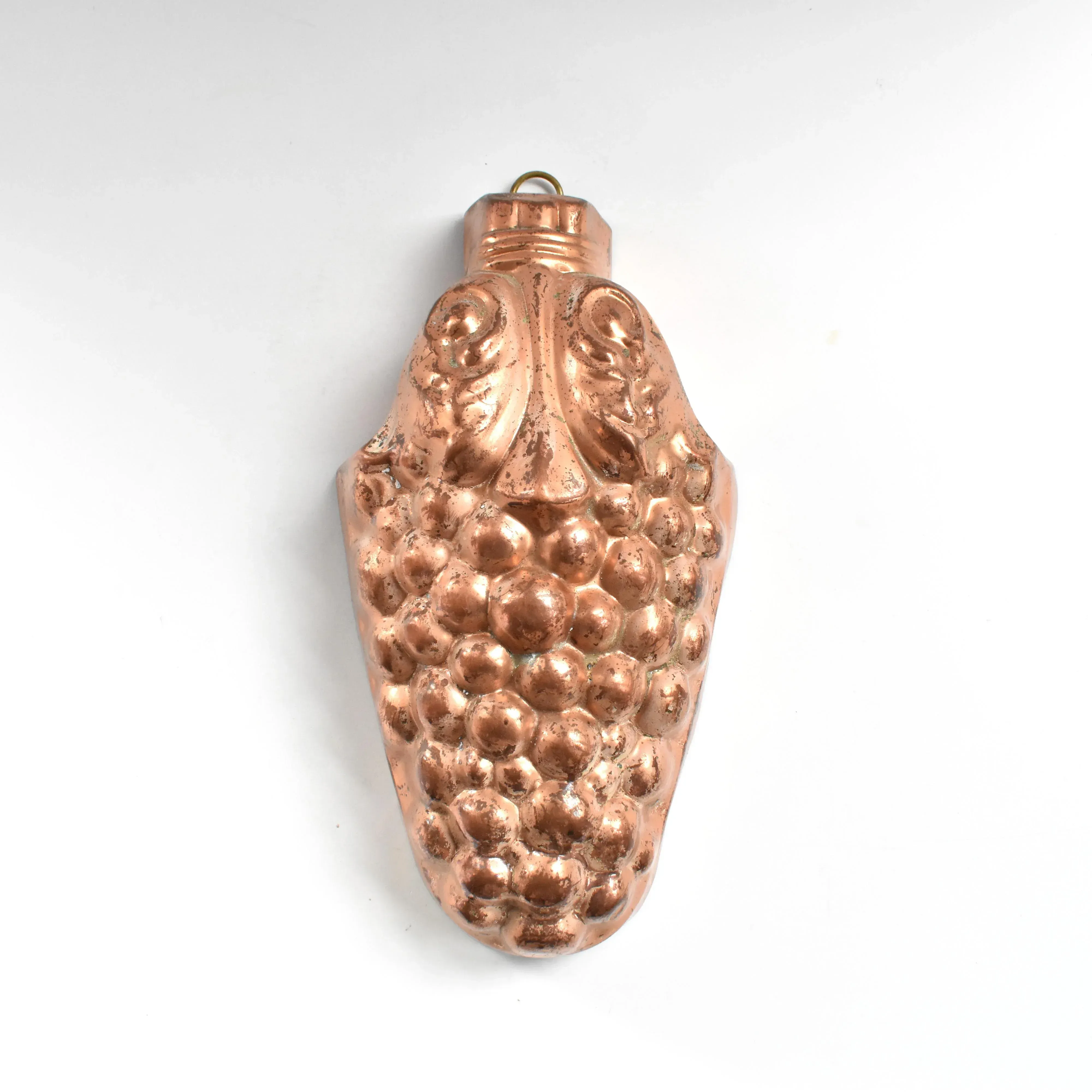 Mid 20th Century Vintage Copper Bunch of Grapes Mold