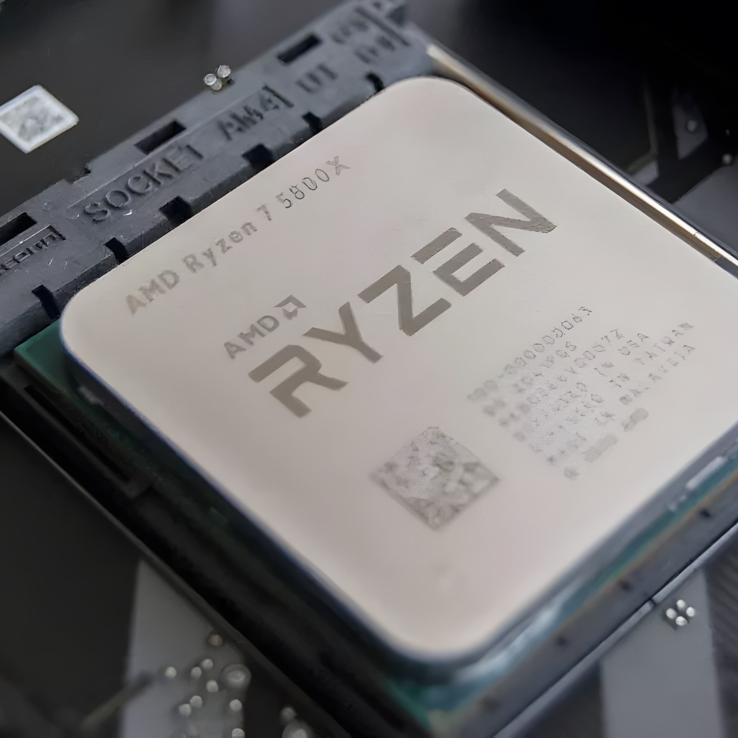 Should you get a Ryzen 7 5800X or a Ryzen 5 5600X? | Windows Should you get a Ryzen 7 5800X or a Ryzen 5 5600X? | Windows