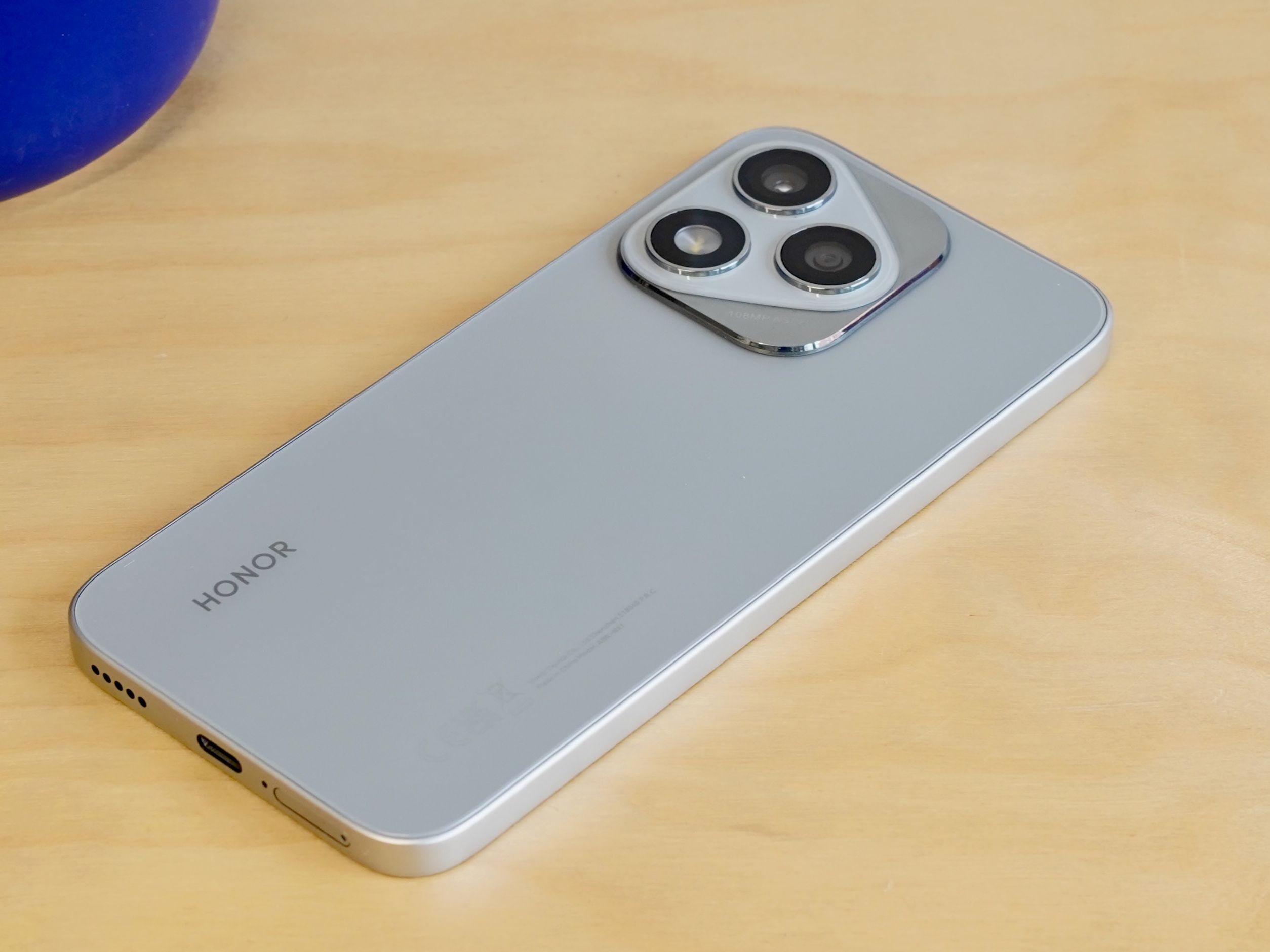 Honor 400 Lite review: iPhone features on the cheap, without the 