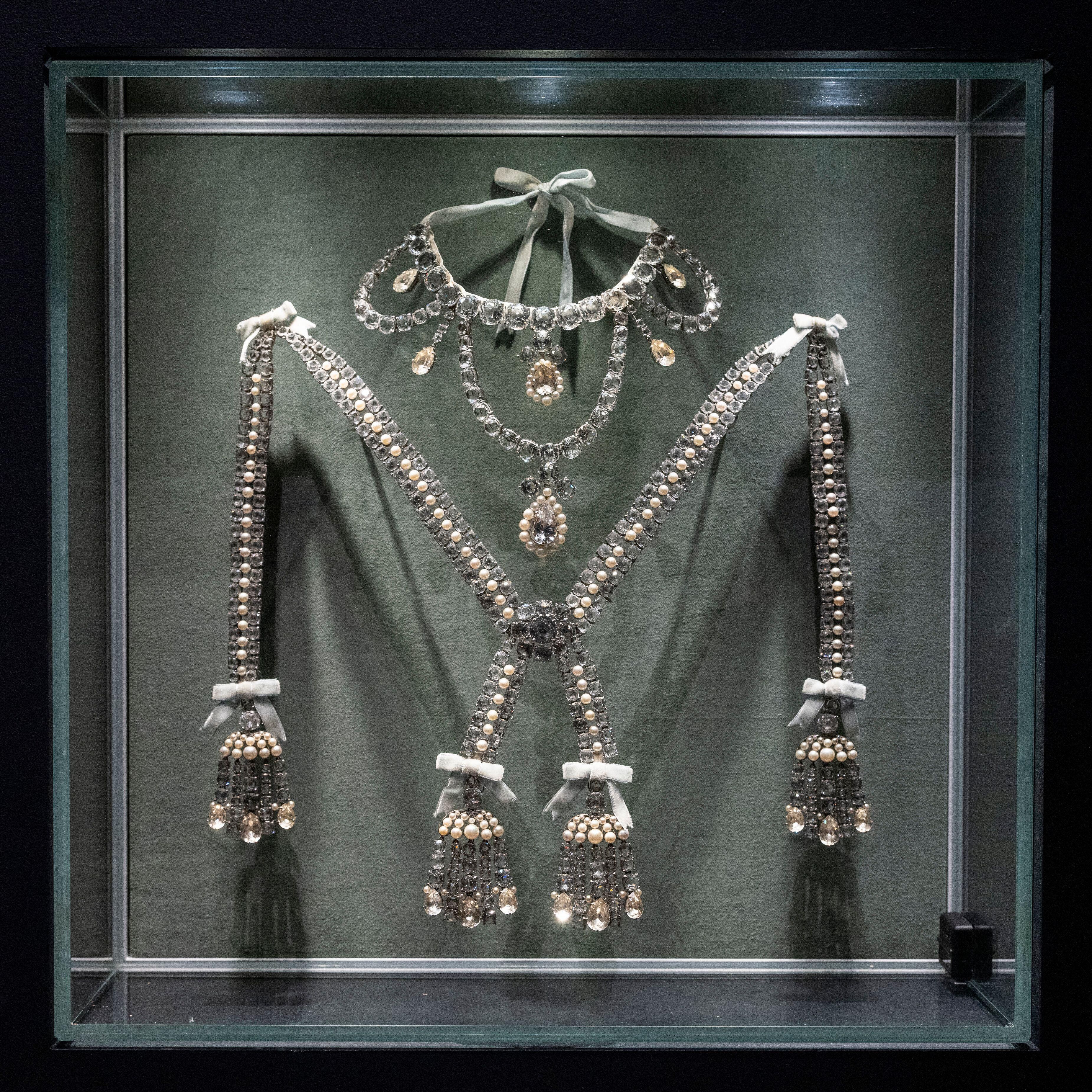 Replica of the necklace from the 'Diamond Necklace Affair'
