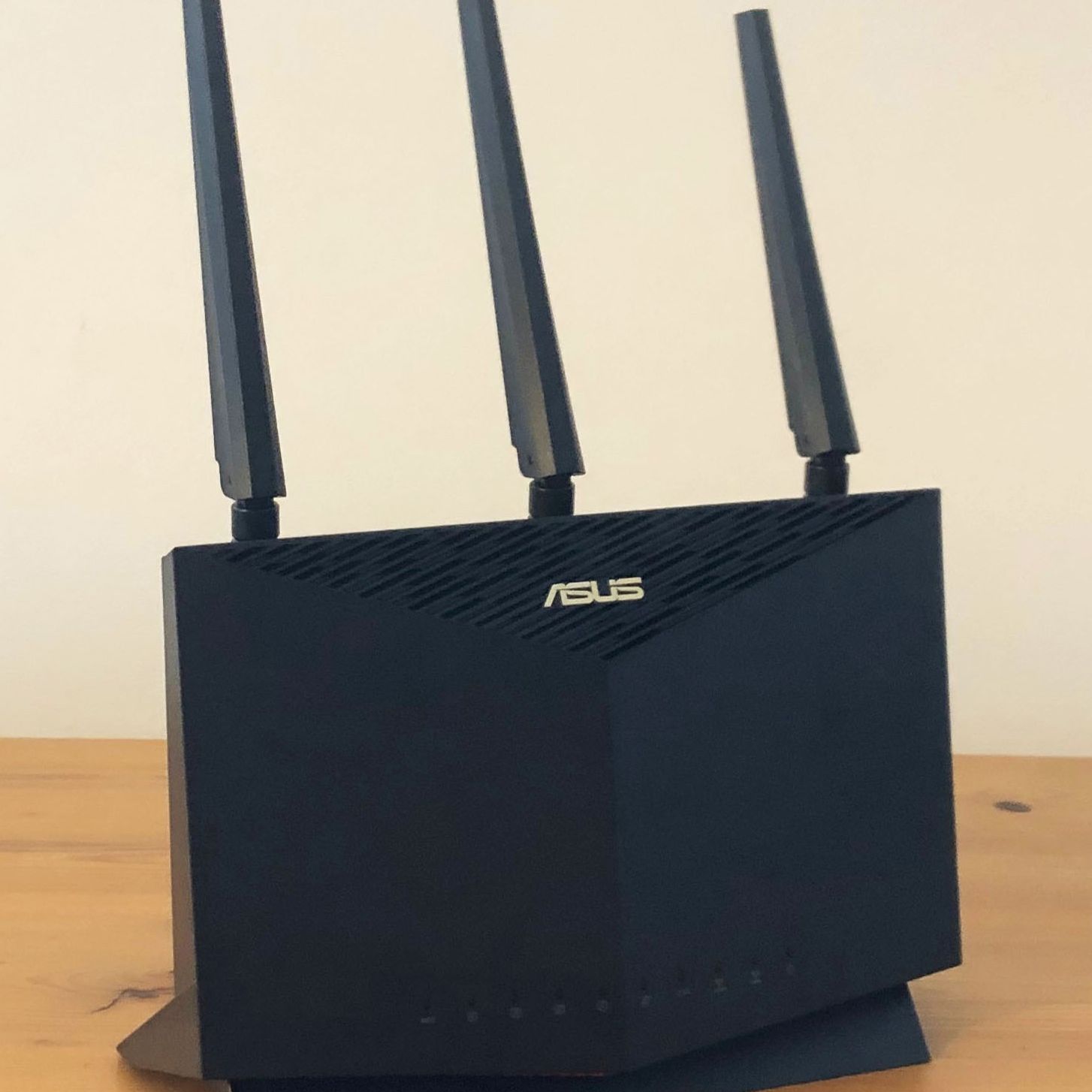 PC周辺機器 ASUS - ASUS RT-AX86U RT-AX86 Series(RT-AX86U/RT-AX86S)