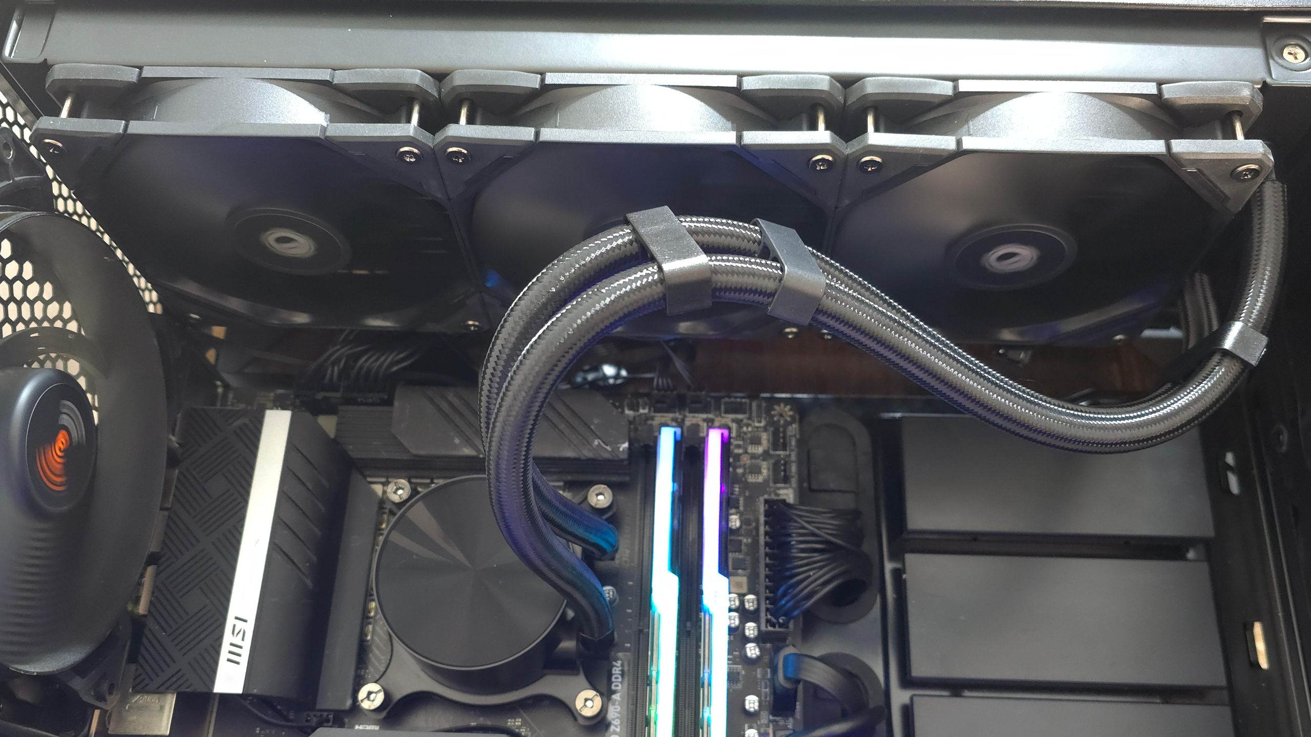 ID-COOLING FX360 PRO 水冷クーラー ID-Cooling FX360 PRO Review - Shots Fired @ Arctic | TechPowerUp