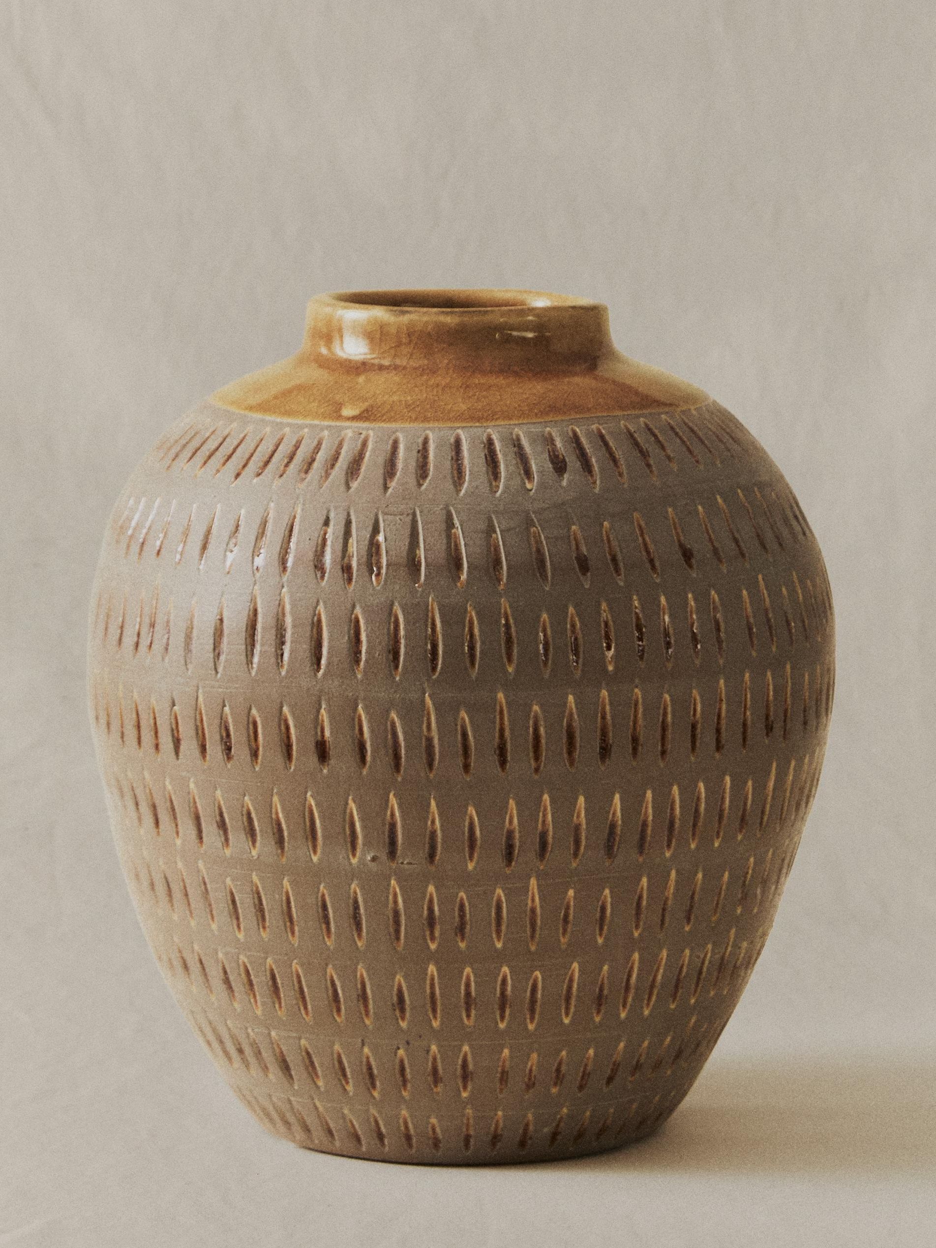 Round Decorative Ceramic Vase