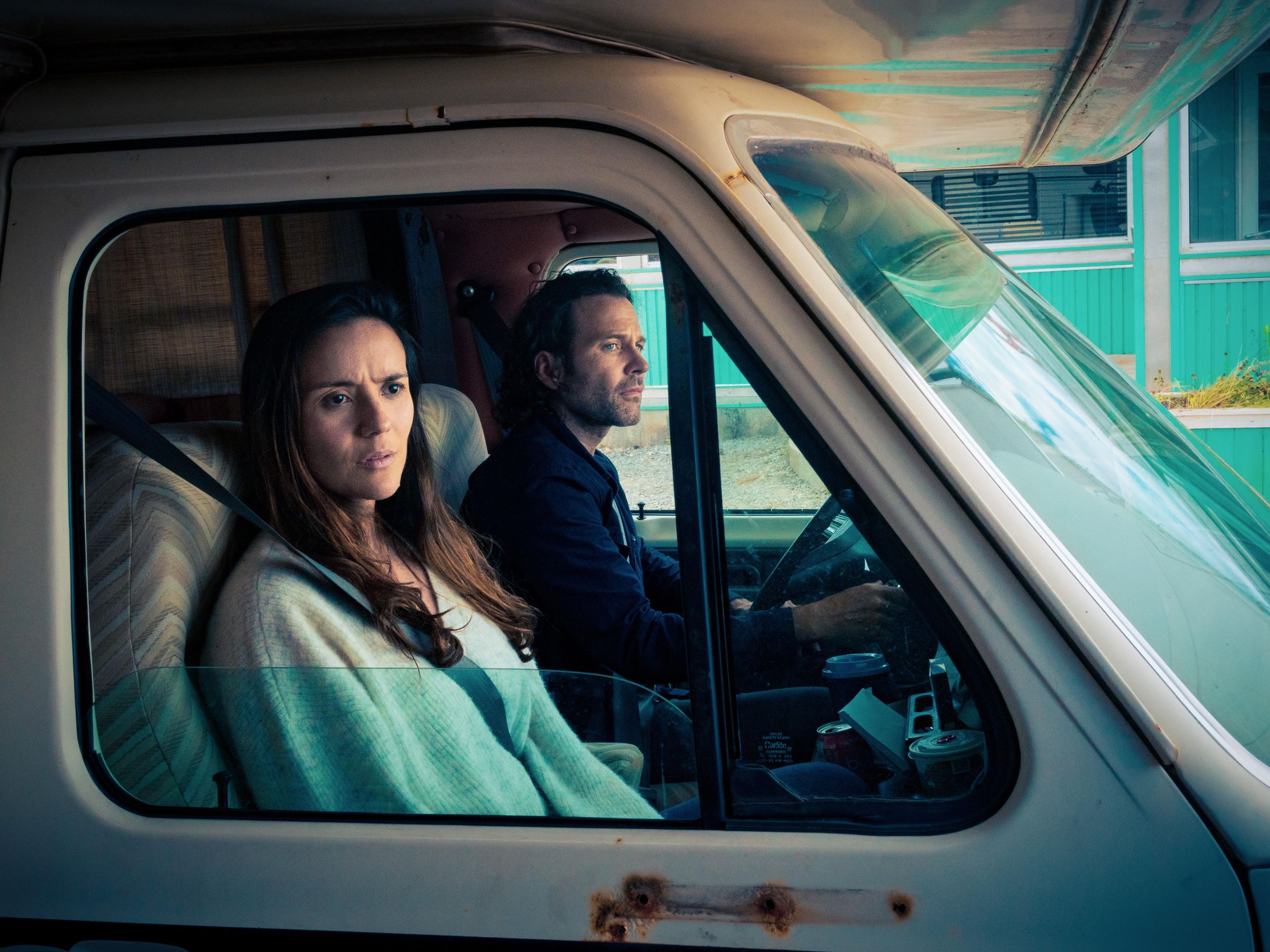 From season 2 stars on the challenges of parenting | What to Watch, image size:2560x1920