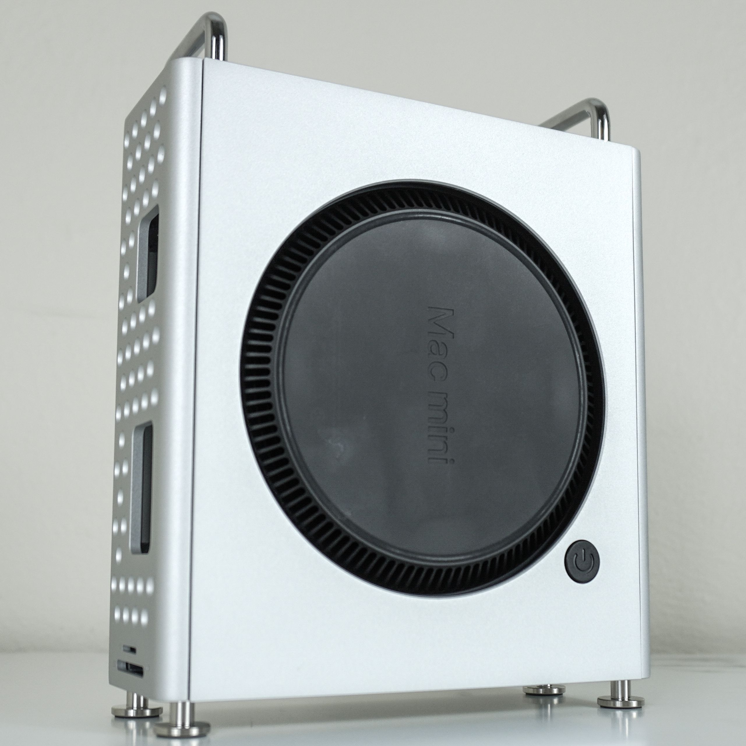 な*。様 Mac mini m4pro Mac mini - M4 Pro (14-Core CPU and 20-Core GPU) – Small Dog