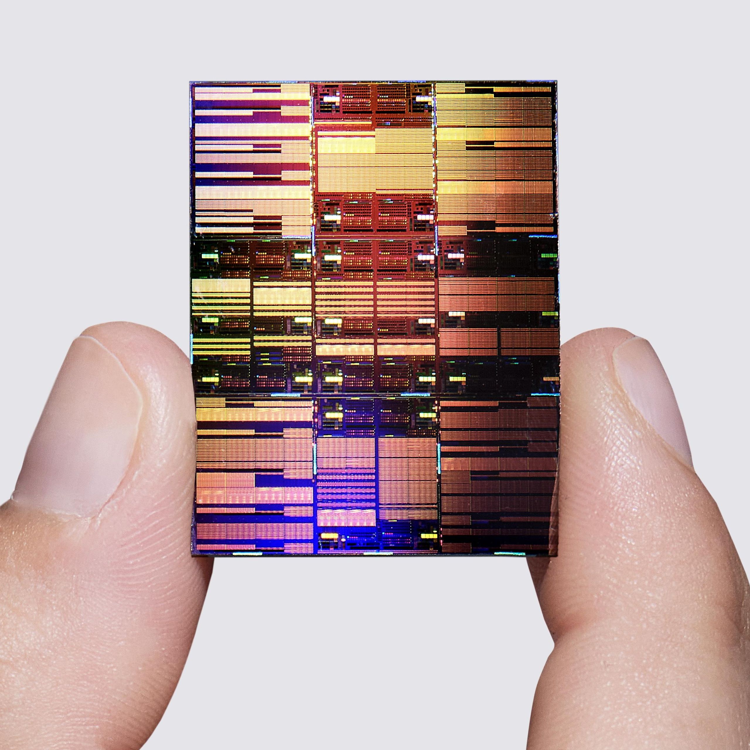 IBM Debuts World’s First Sub-1 Nanometer Chip Technology