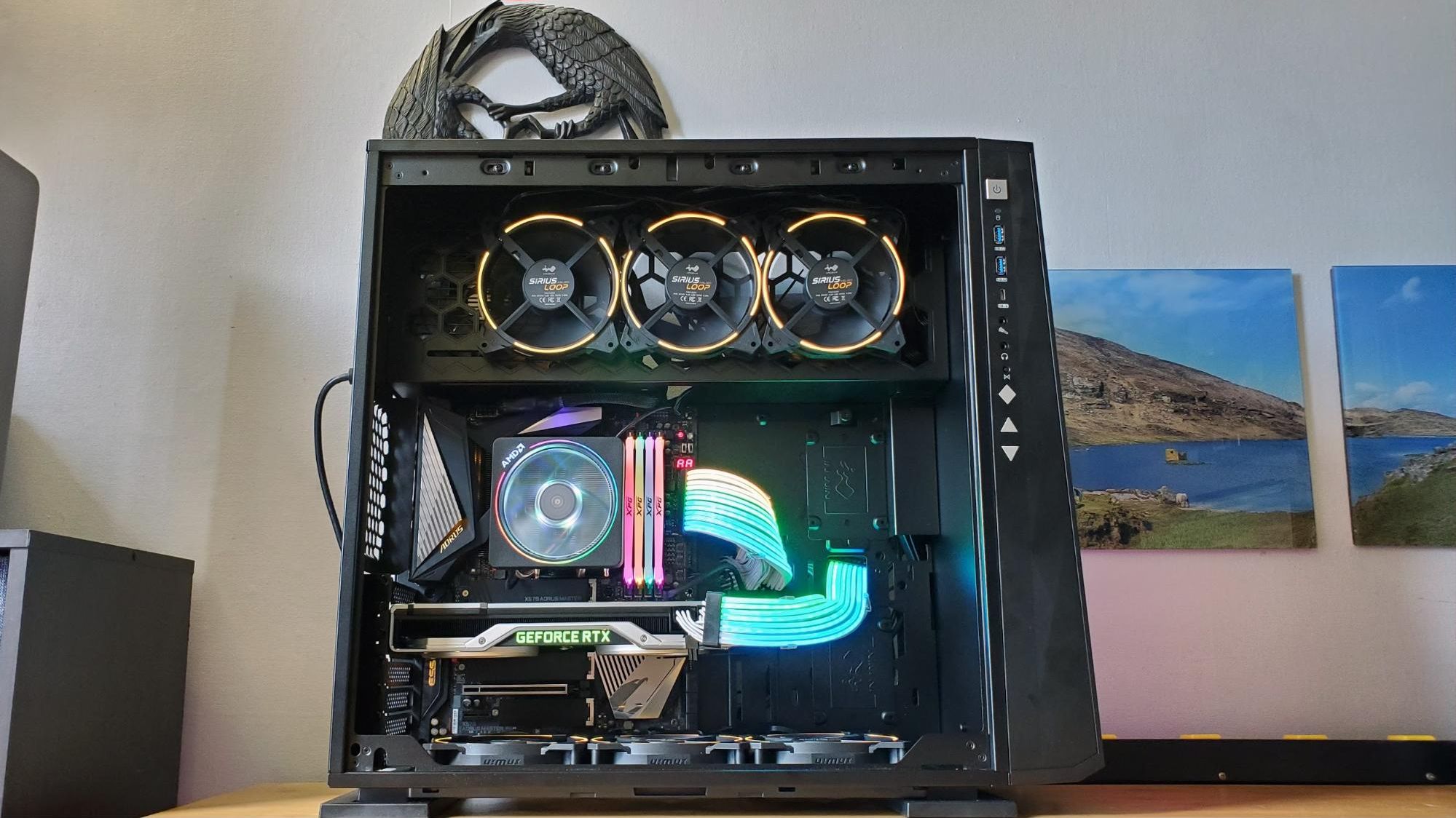 アイドル minwin The Disco Pixel PC: Building a Flashy, Formidable Mid-Tower