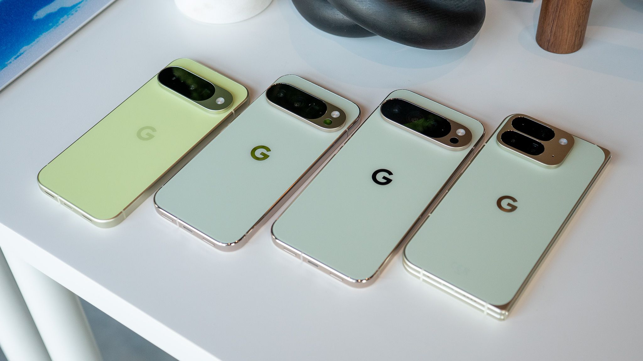 News Weekly: Pixel 10 series launched, Google tackles OLED problem