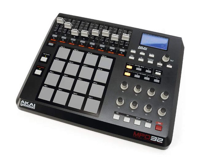 DTM・DAW AKAI MPD32 MIDI 82c87e5cd26591a63e11bc82935613