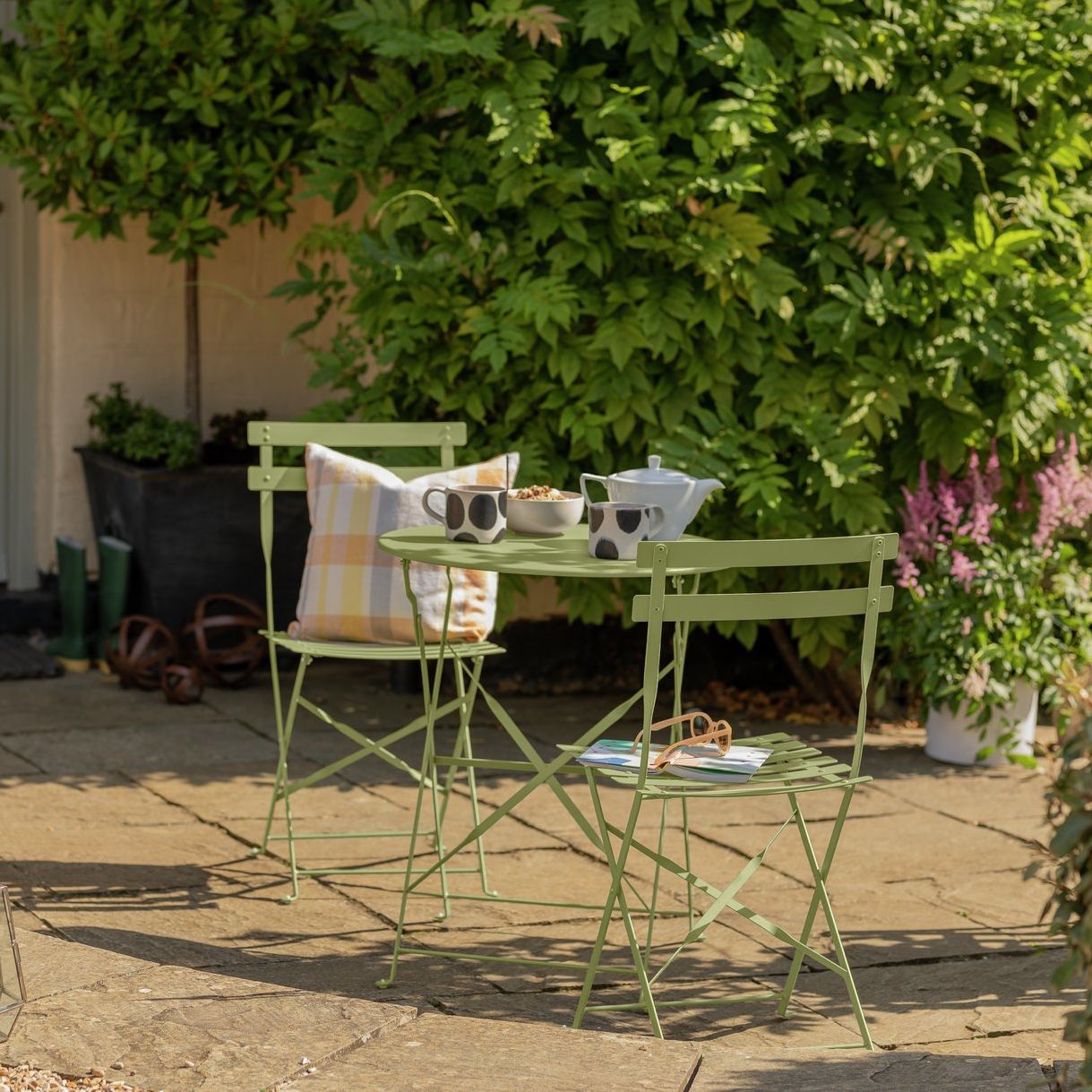 Habitat Eve 2 Seater Metal Garden Bistro Set - Green
