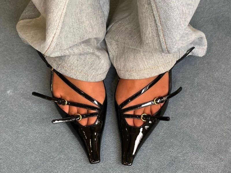 miu-miu-patent-leather-heels-