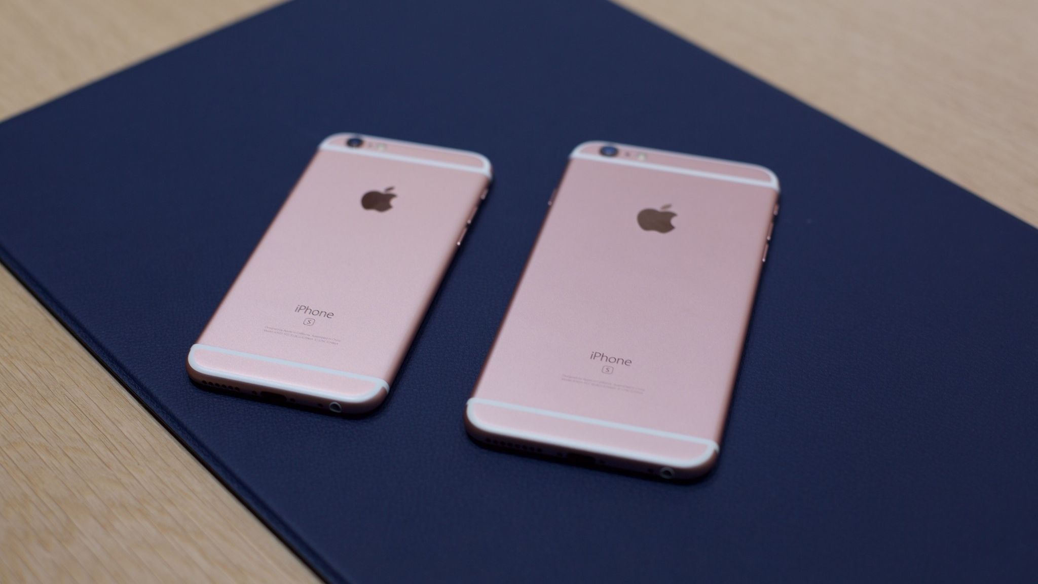 iPhone - 美品iPhone 2台セットSE 1st LINEMO可 + 6 Plus SB Apple iPhone SE 2 Cell Phone, Black 64GB - Prepaid Boost