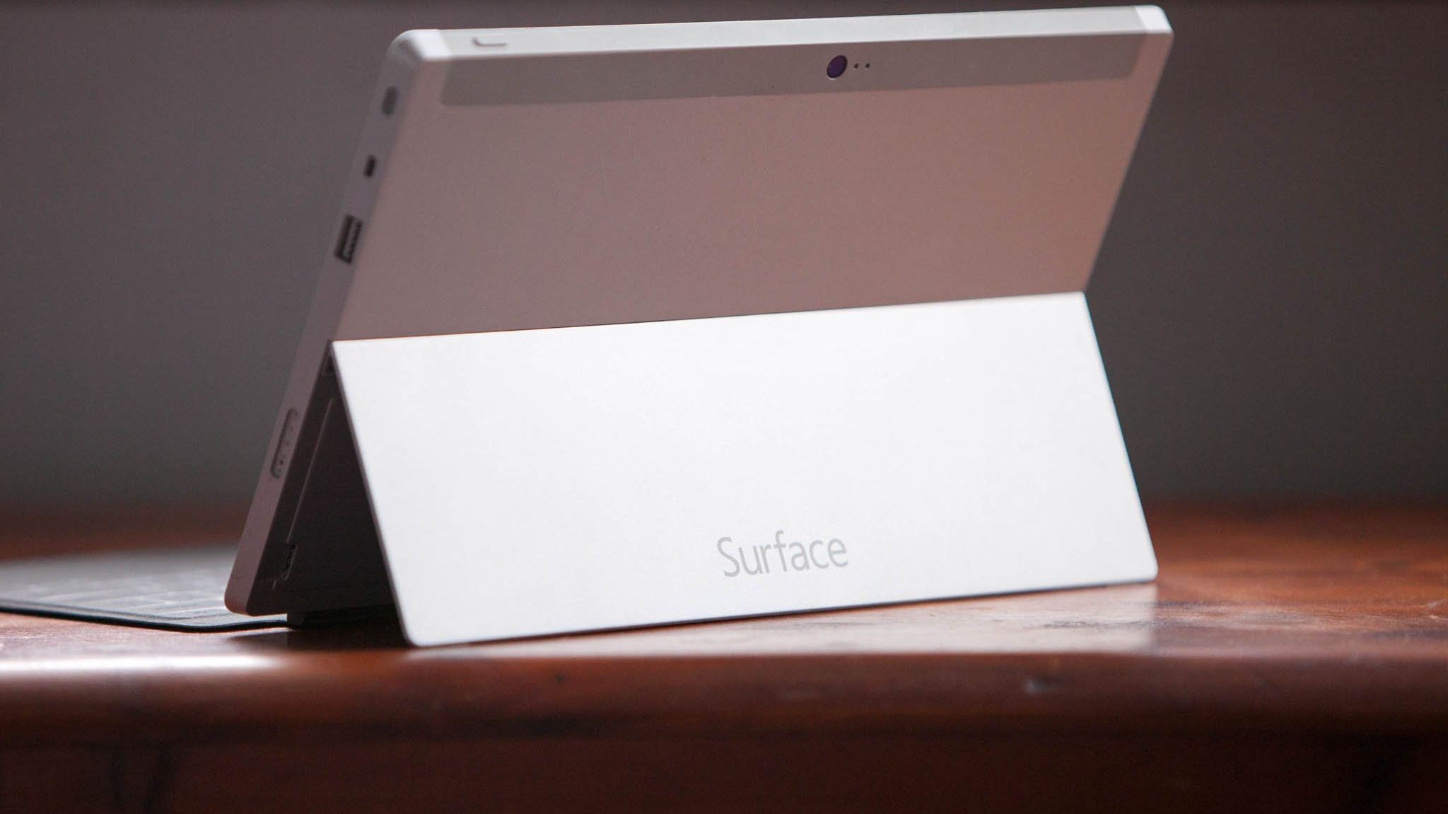 Surface Pro2 Surface RT 2台セット Windows10 Patch Tuesday: Microsoft updates Surface 2, Surface Pro 2 with