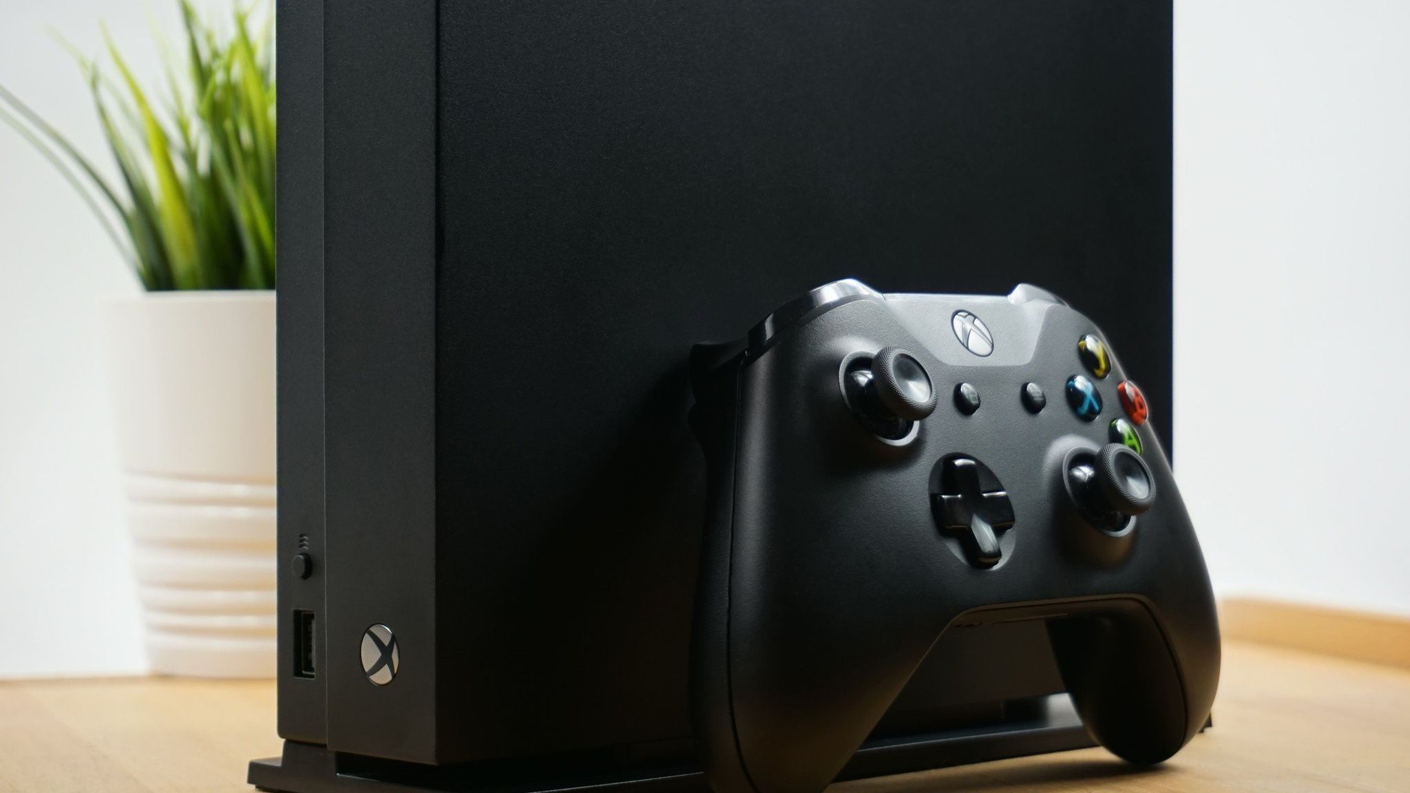 Does Xbox One X come with a vertical stand? | Windows Central