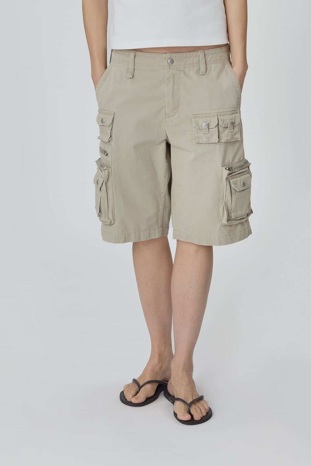 Ryder Shorts in Khaki - 22 / Khaki
