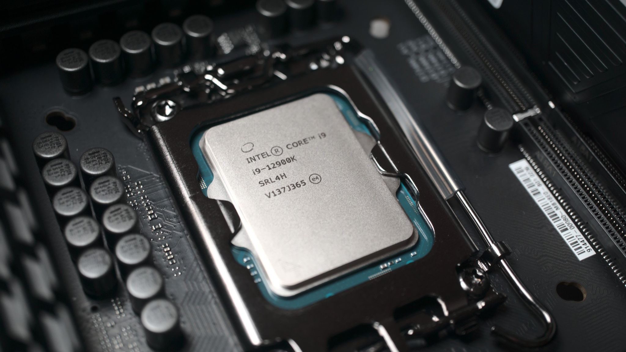 CPU Intel Core i9-12900K CPU Buy Intel Core i9-12900K Processor (30M Cache, up to 5.20