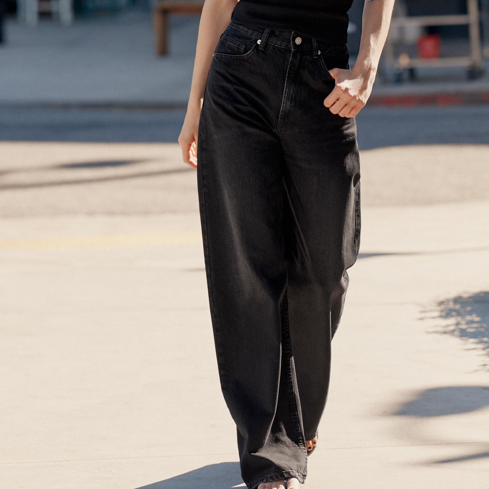 Trf Extra Wide-Leg High-Waist Jeans - Black - 4
