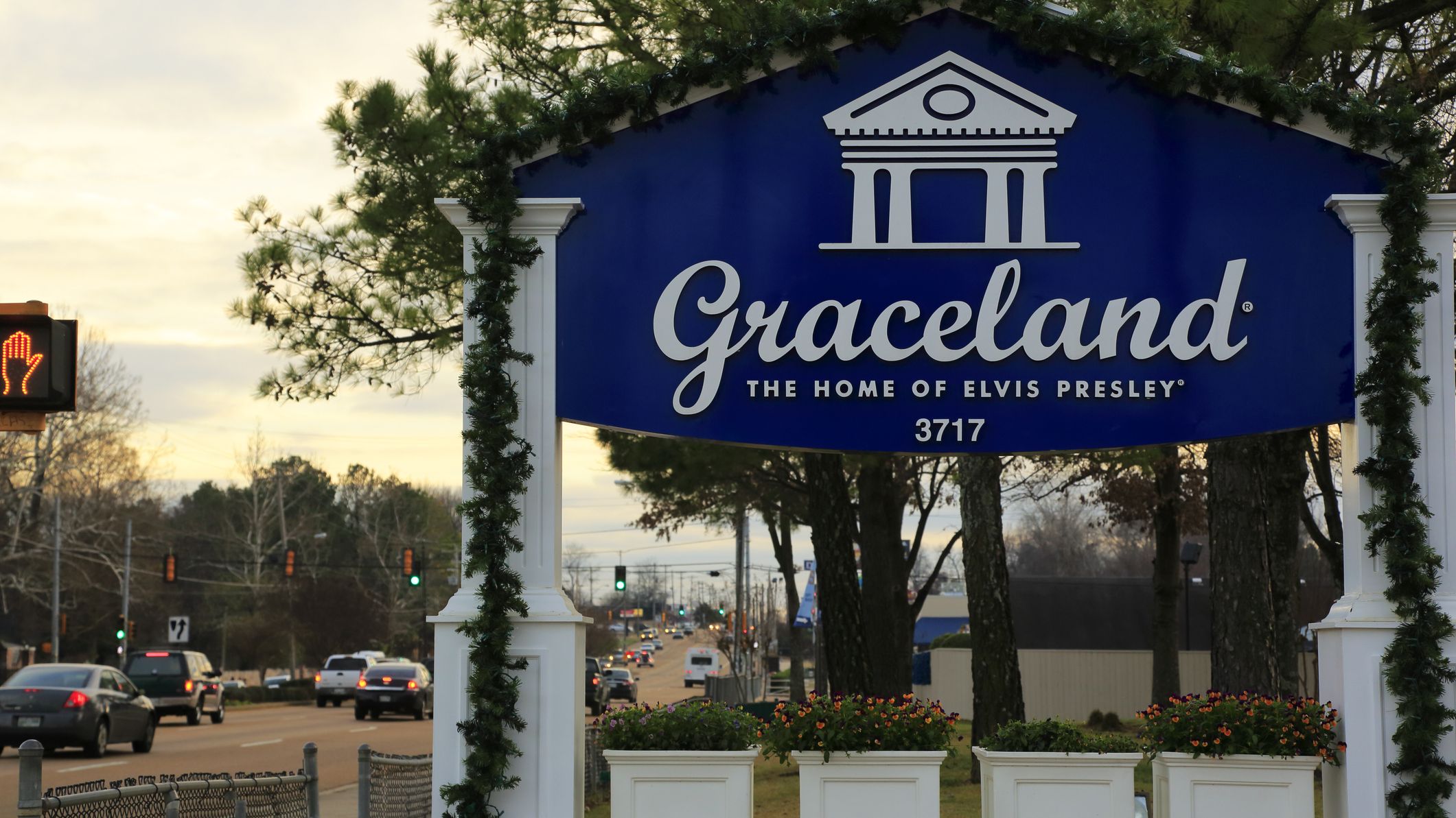 Graceland Targeted by Cons Disguised as Lenders | Kiplinger