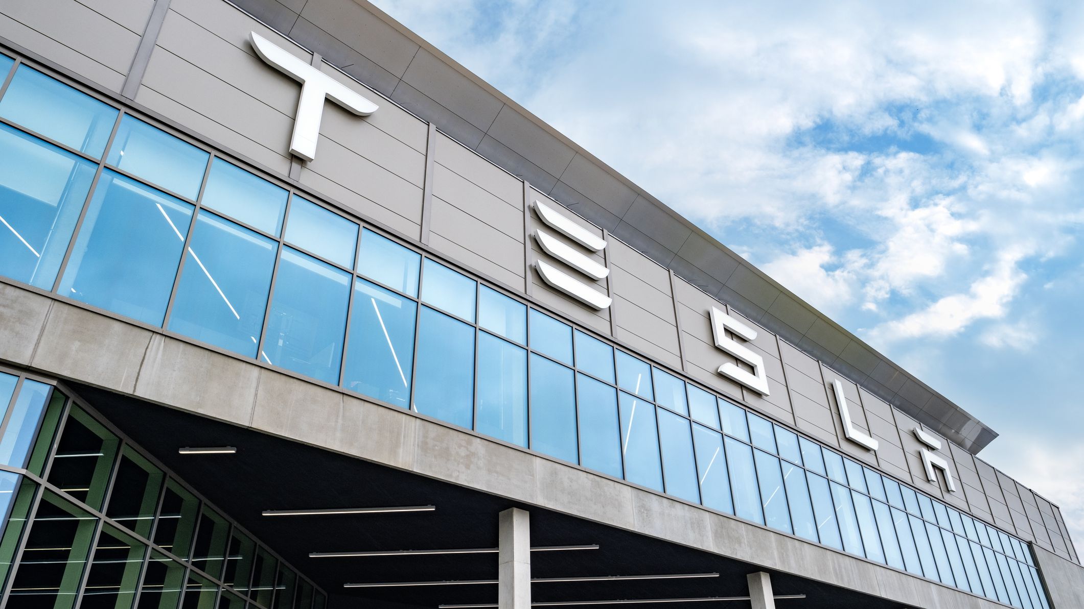 Should you invest in Tesla despite delivery slump? | MoneyWeek