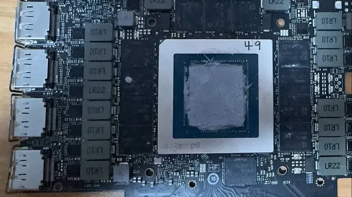 romeda22　RTX2080 Amazon.com: MSI Gaming GeForce RTX 2080 Super 8GB GDRR6 256