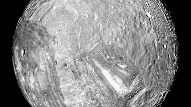 moon Bizarre Shape of Uranus' 'Frankenstein' Moon Explained | Space